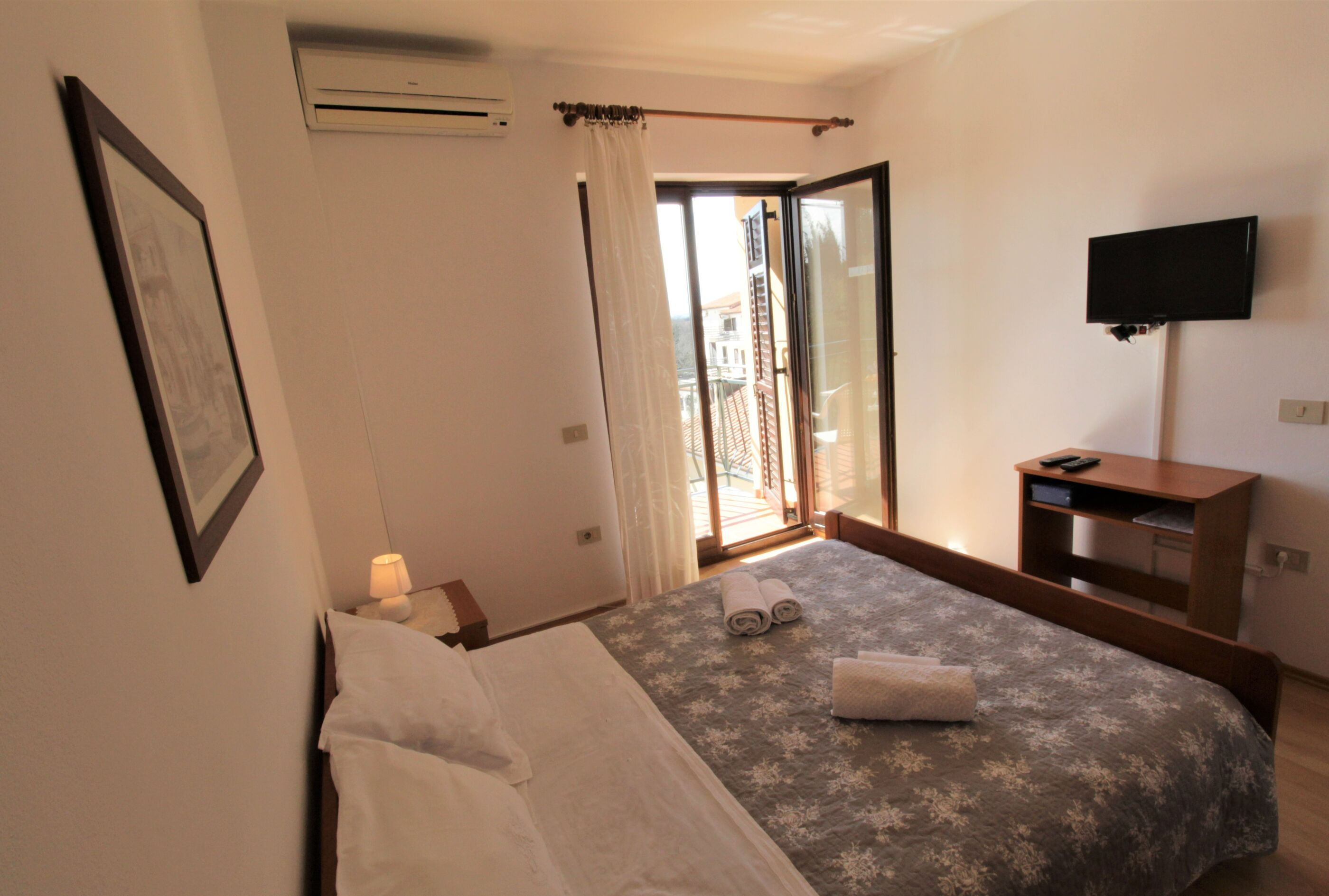Apartments Albina Valiza 79179-A4