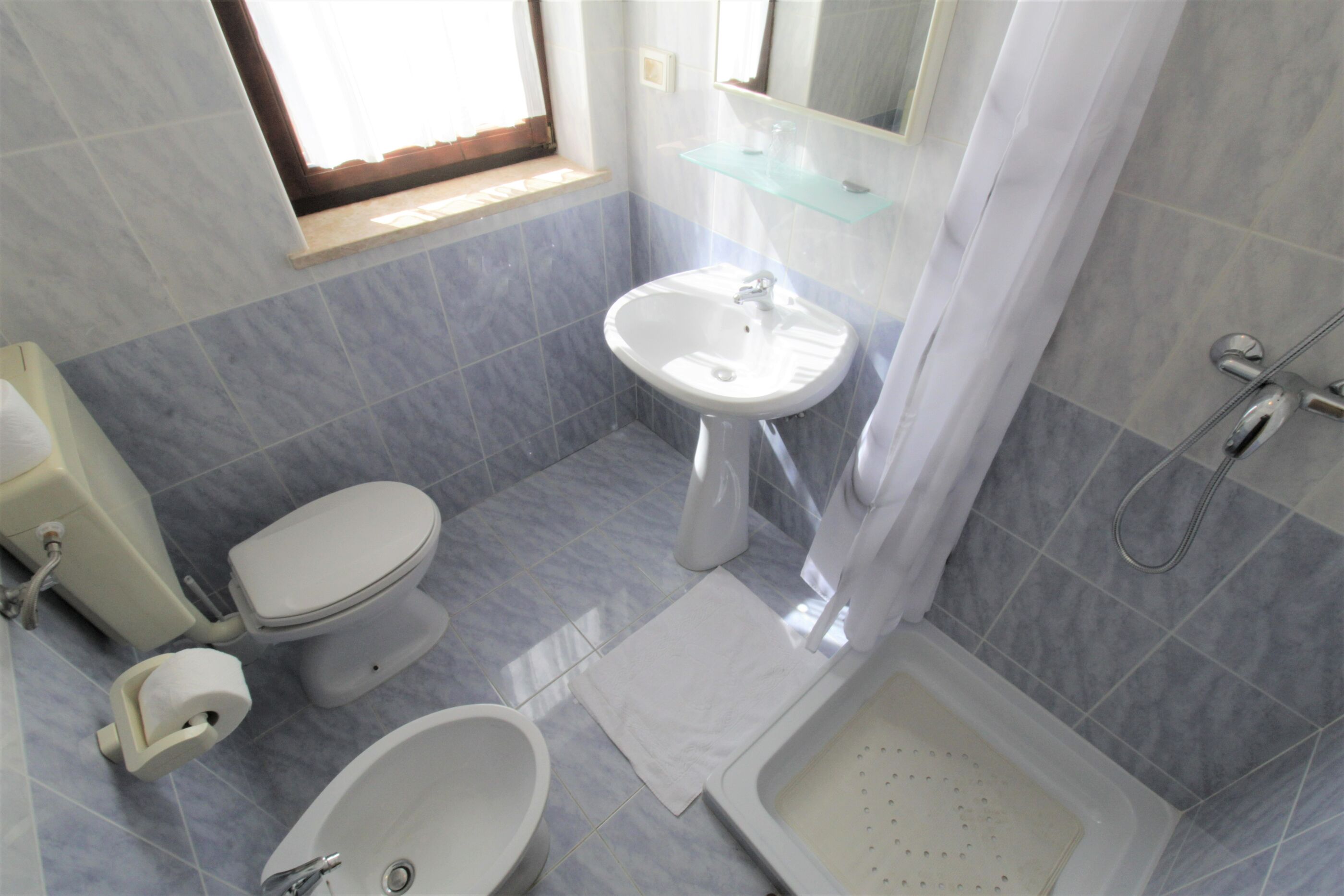 Apartments Albina Valiza 79179-A4