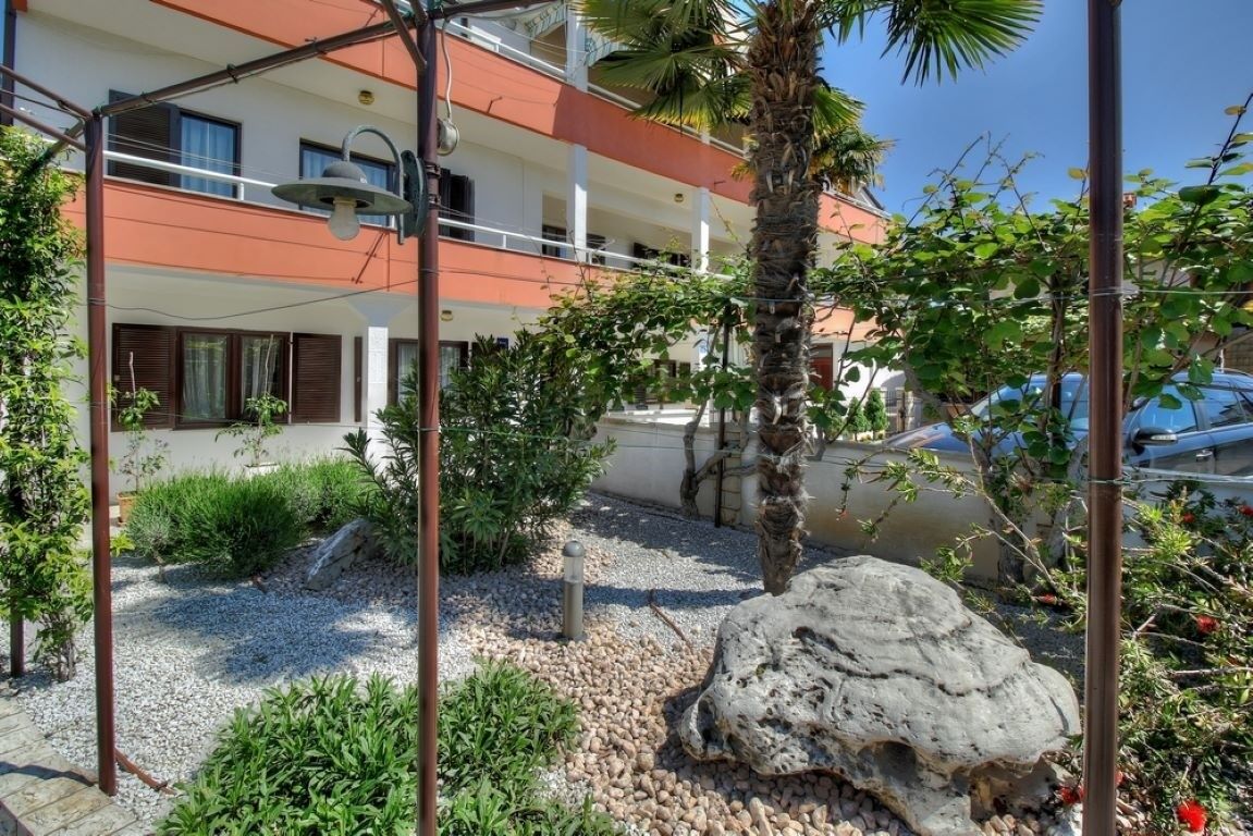 Apartments Sonja Zambratija 81519-A3