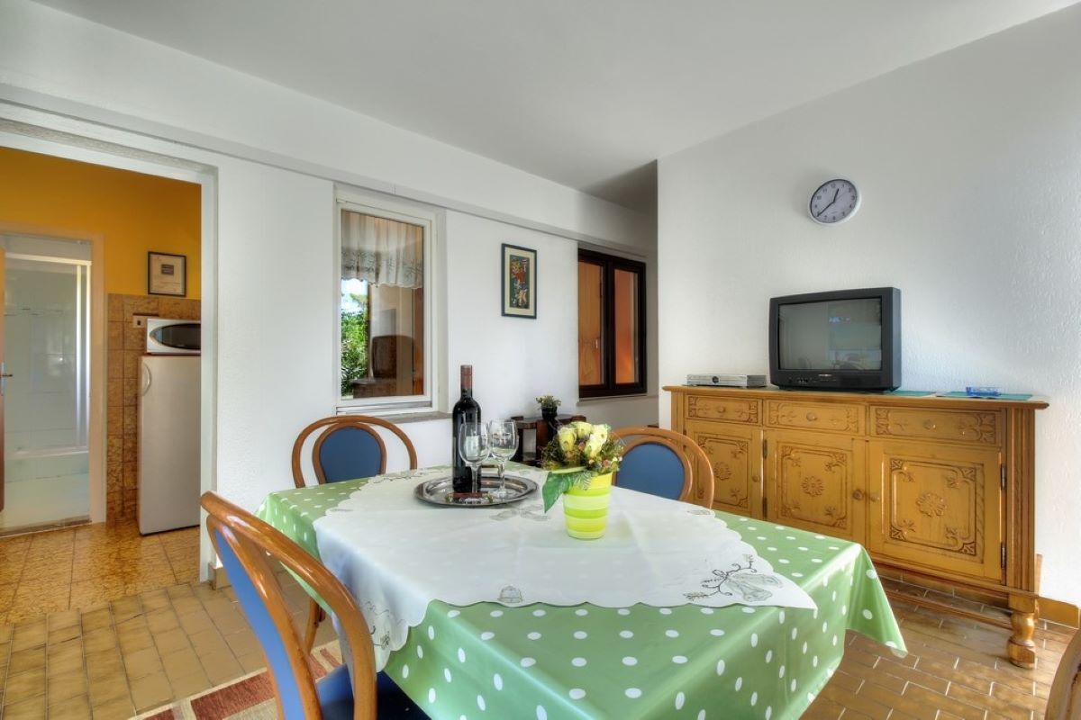 Apartments Sonja Zambratija 81519-A3