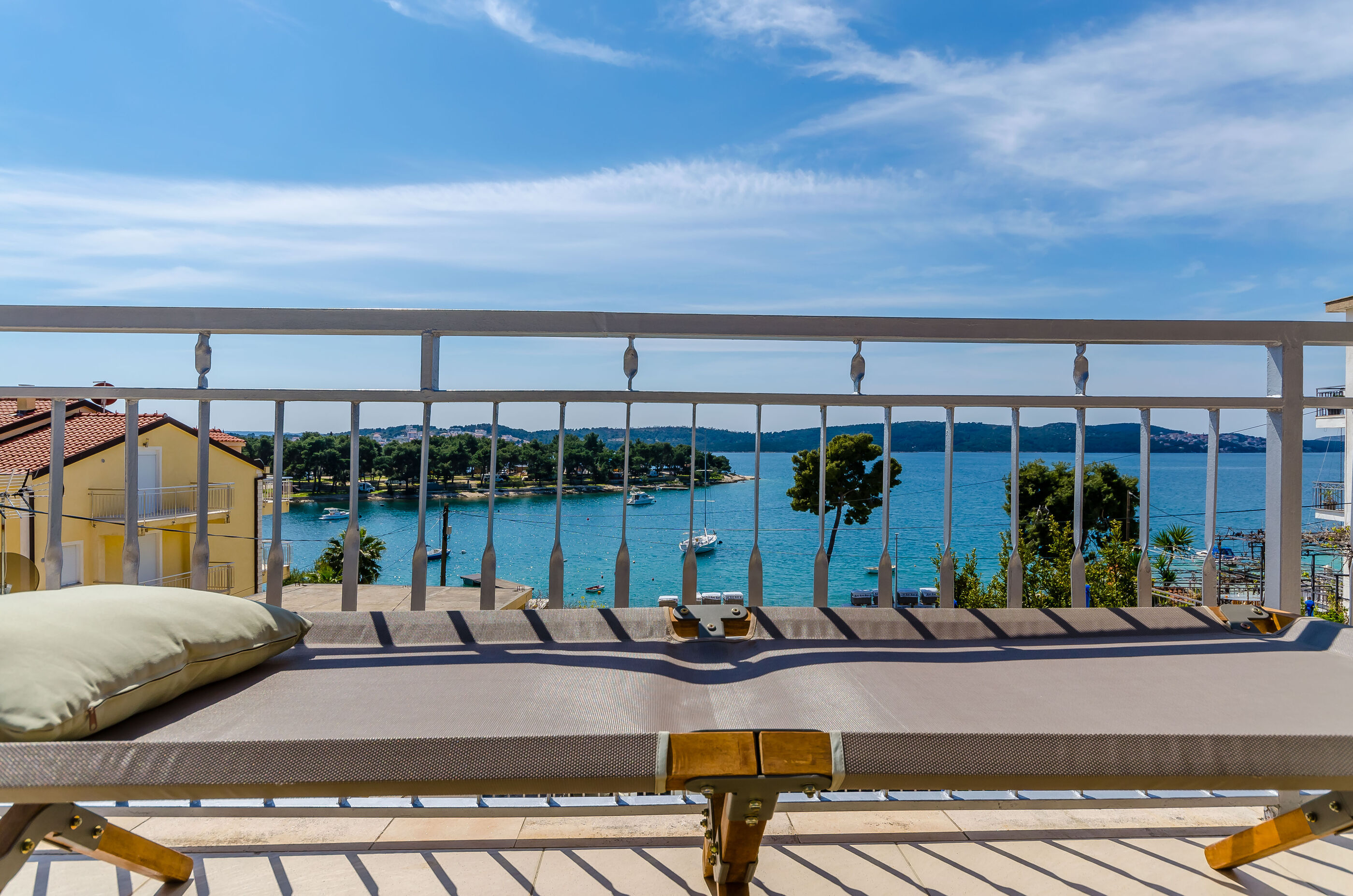 Apartment Rizza 33241-A1