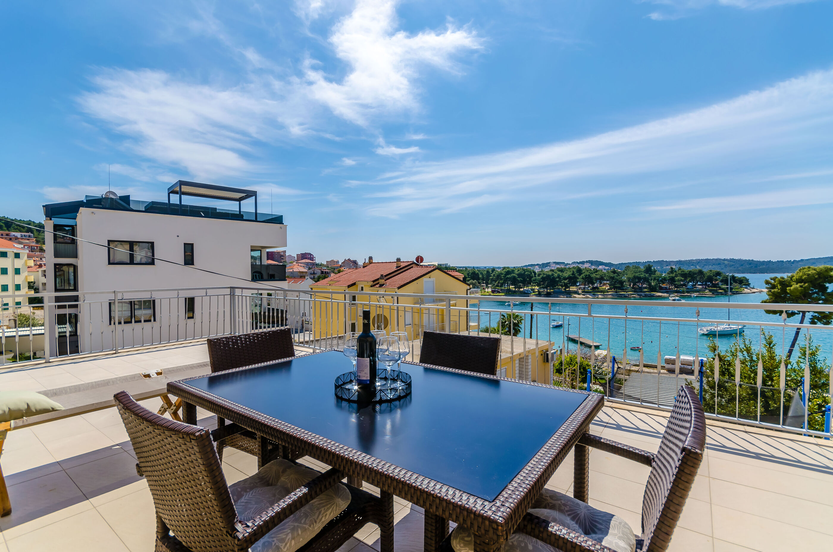 Apartment Rizza 33241-A1
