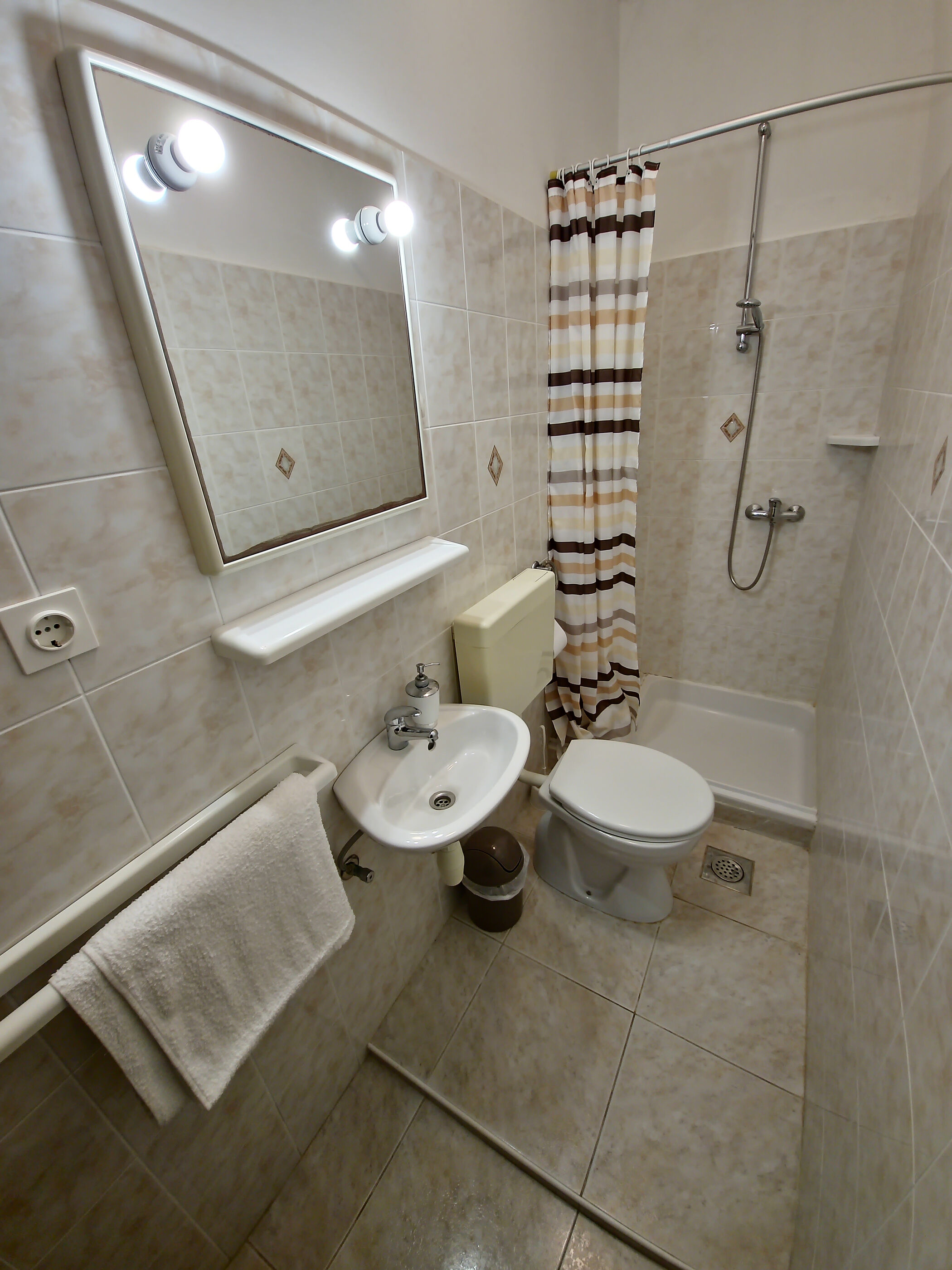 Apartments ČAČIJA 64091-A2