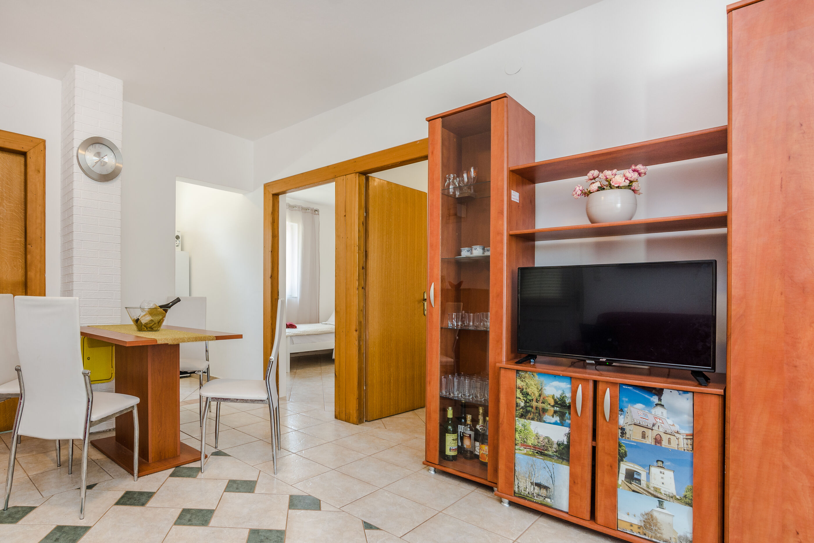 Apartments Jagunic 33482-A1