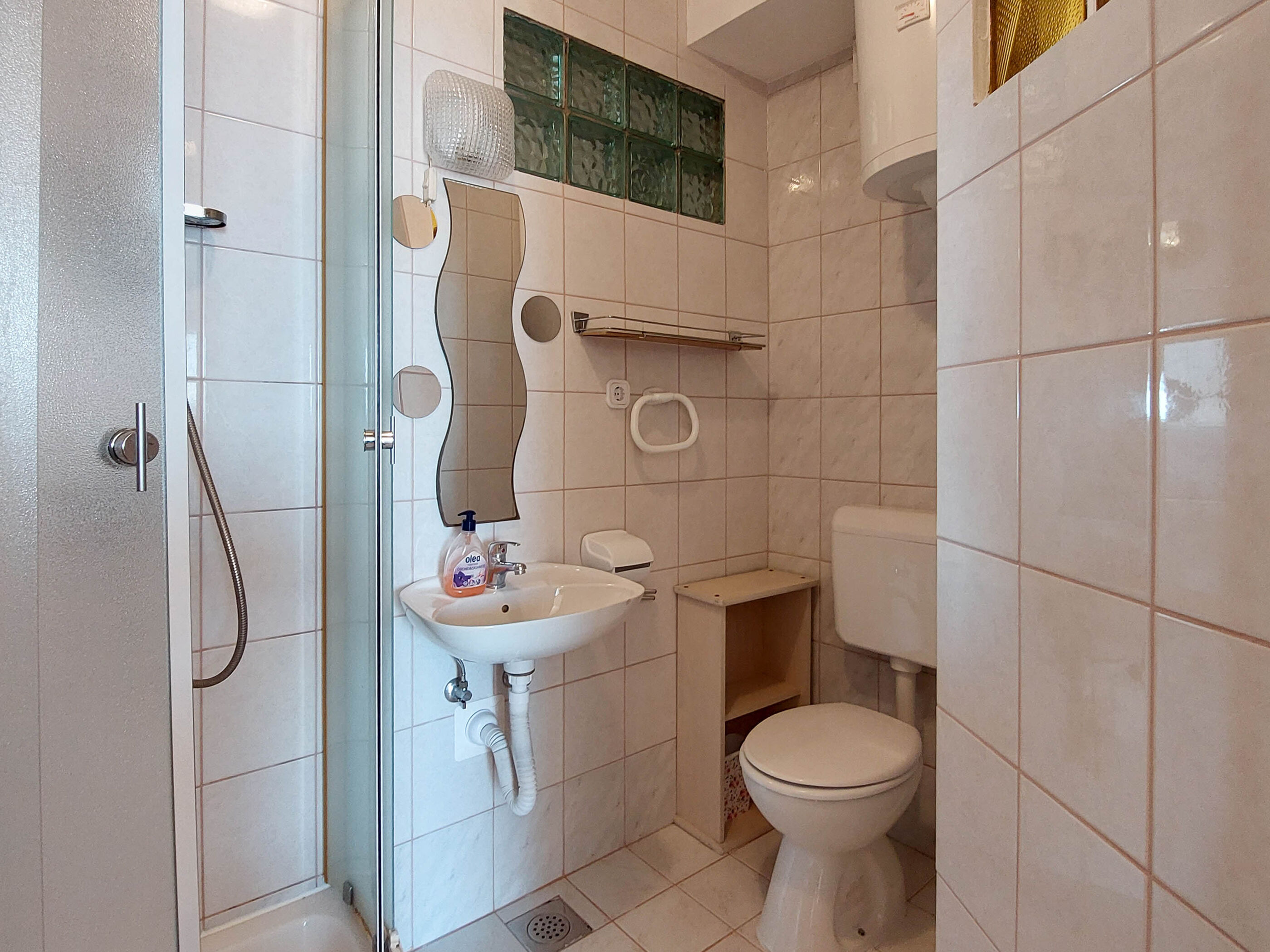 Apartments Dara 94114-A1