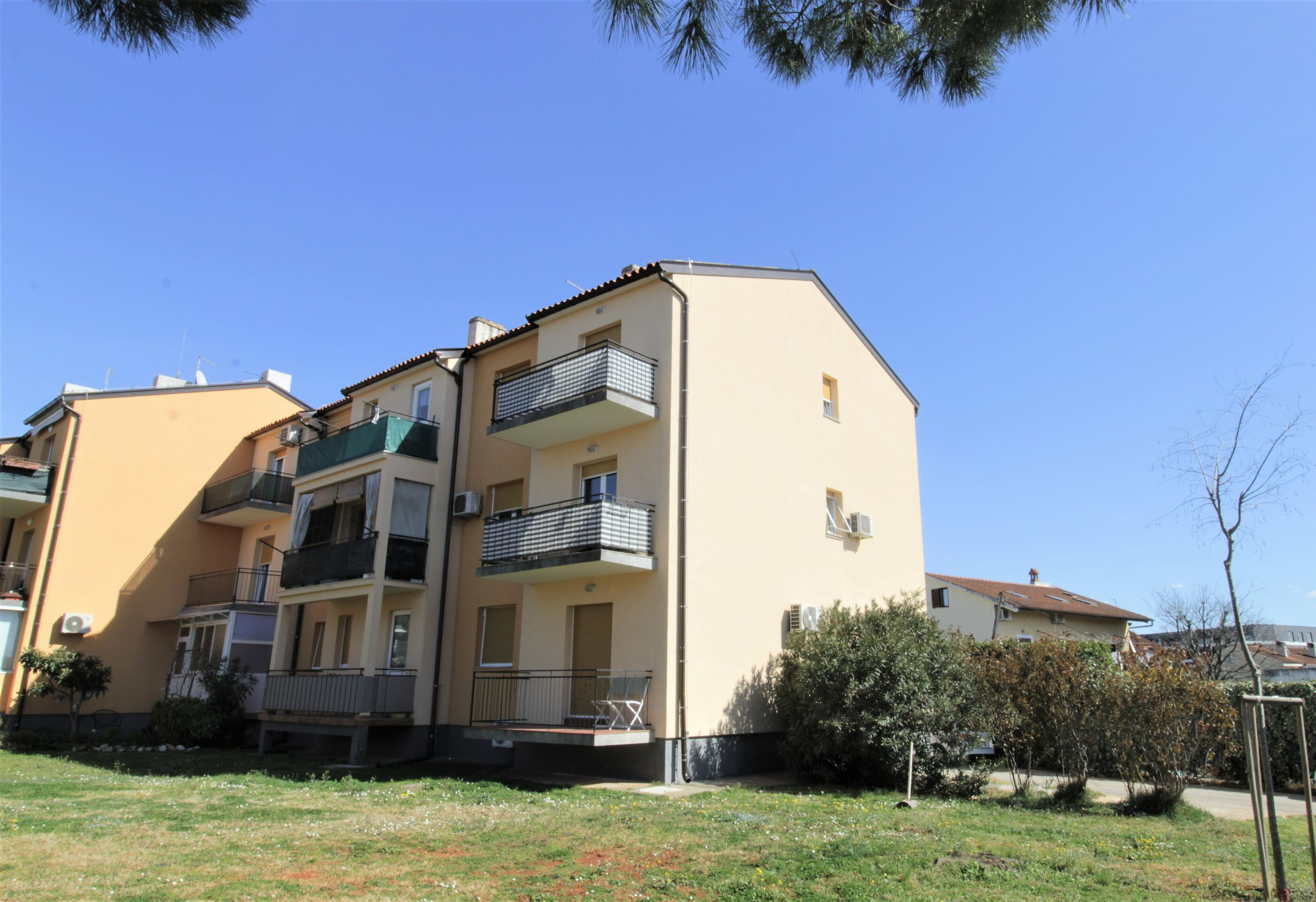 Apartment Tina 90324-A1