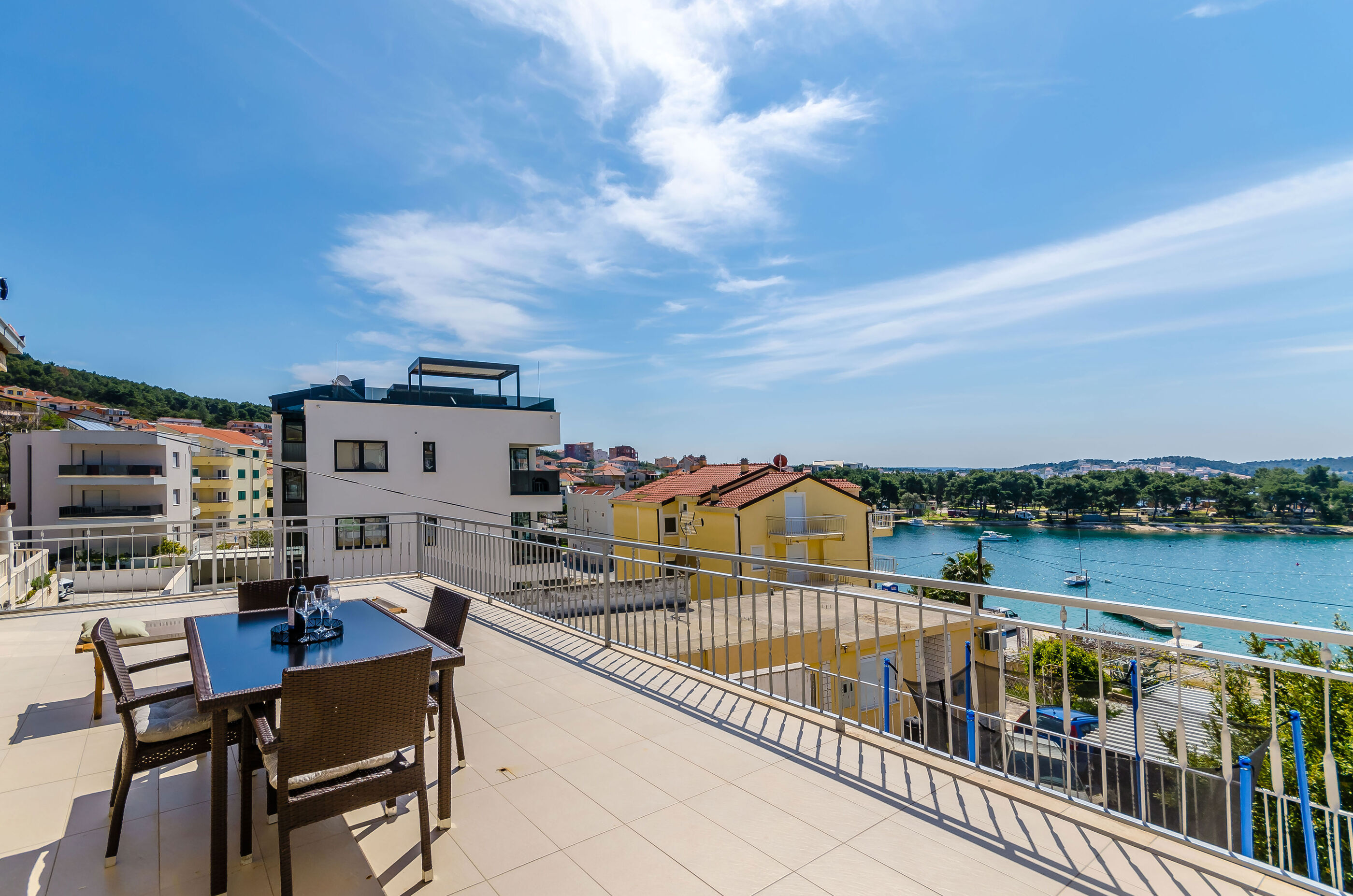 Apartment Rizza 33241-A1