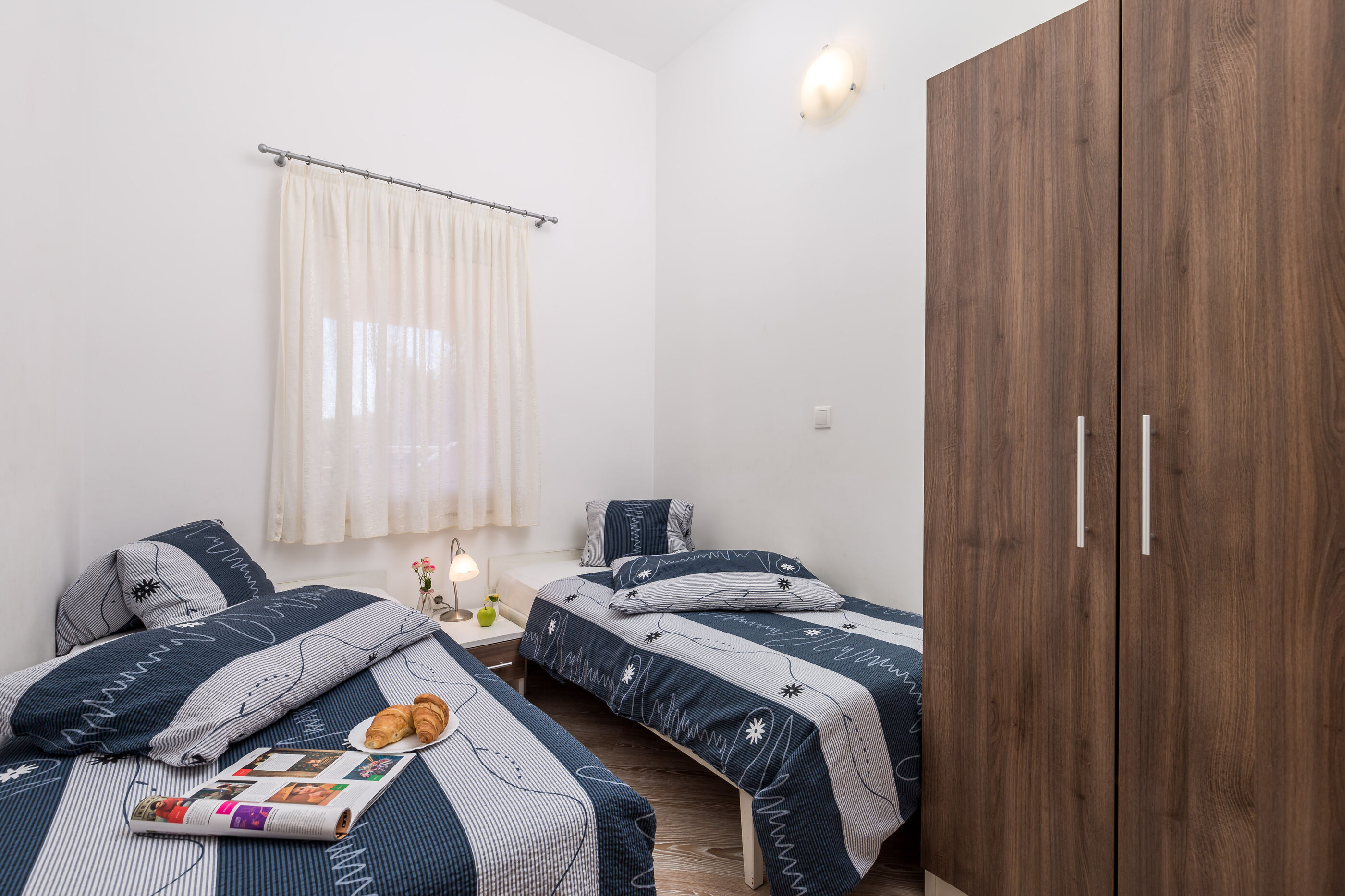 Apartments Tea 65171-A2