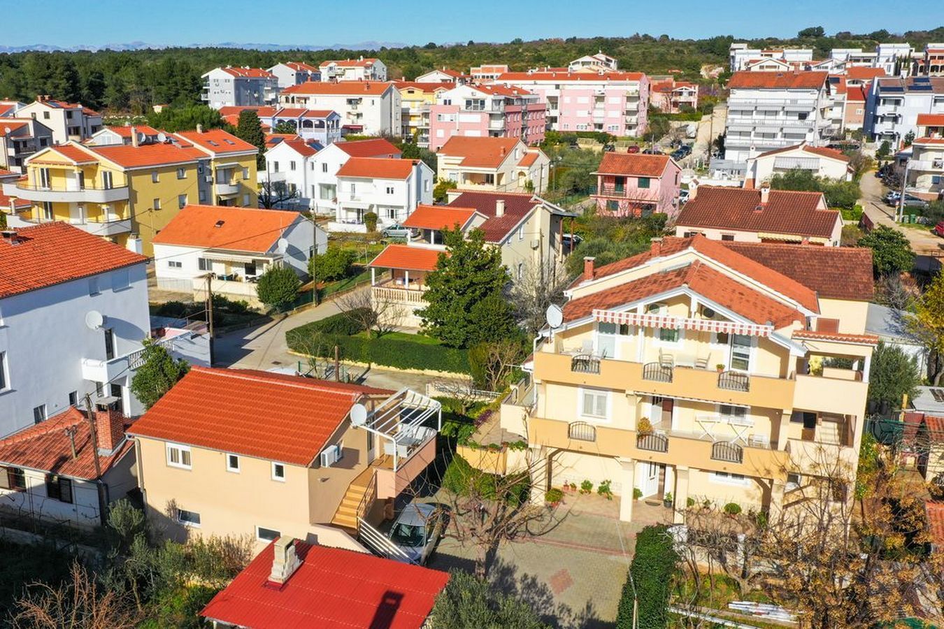 Apartments Mira 82551-A1