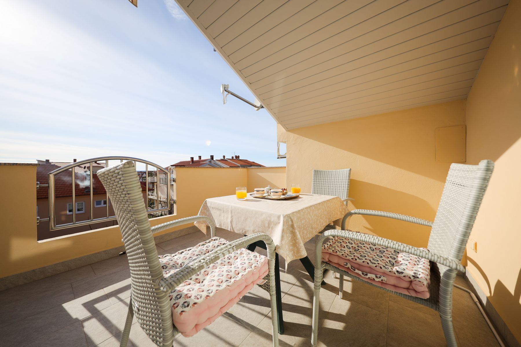 Apartments Mira 82551-A1