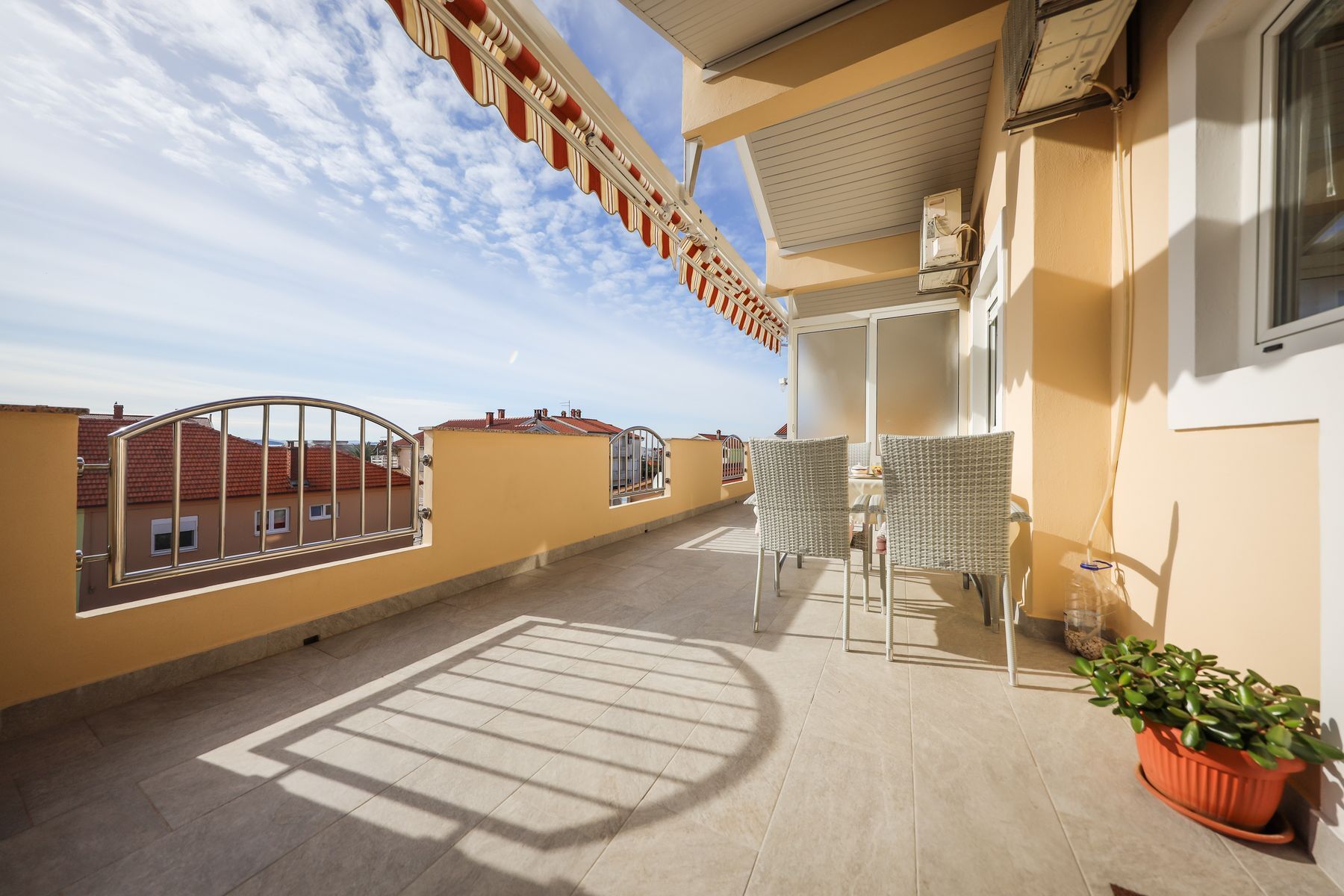 Apartments Mira 82551-A2