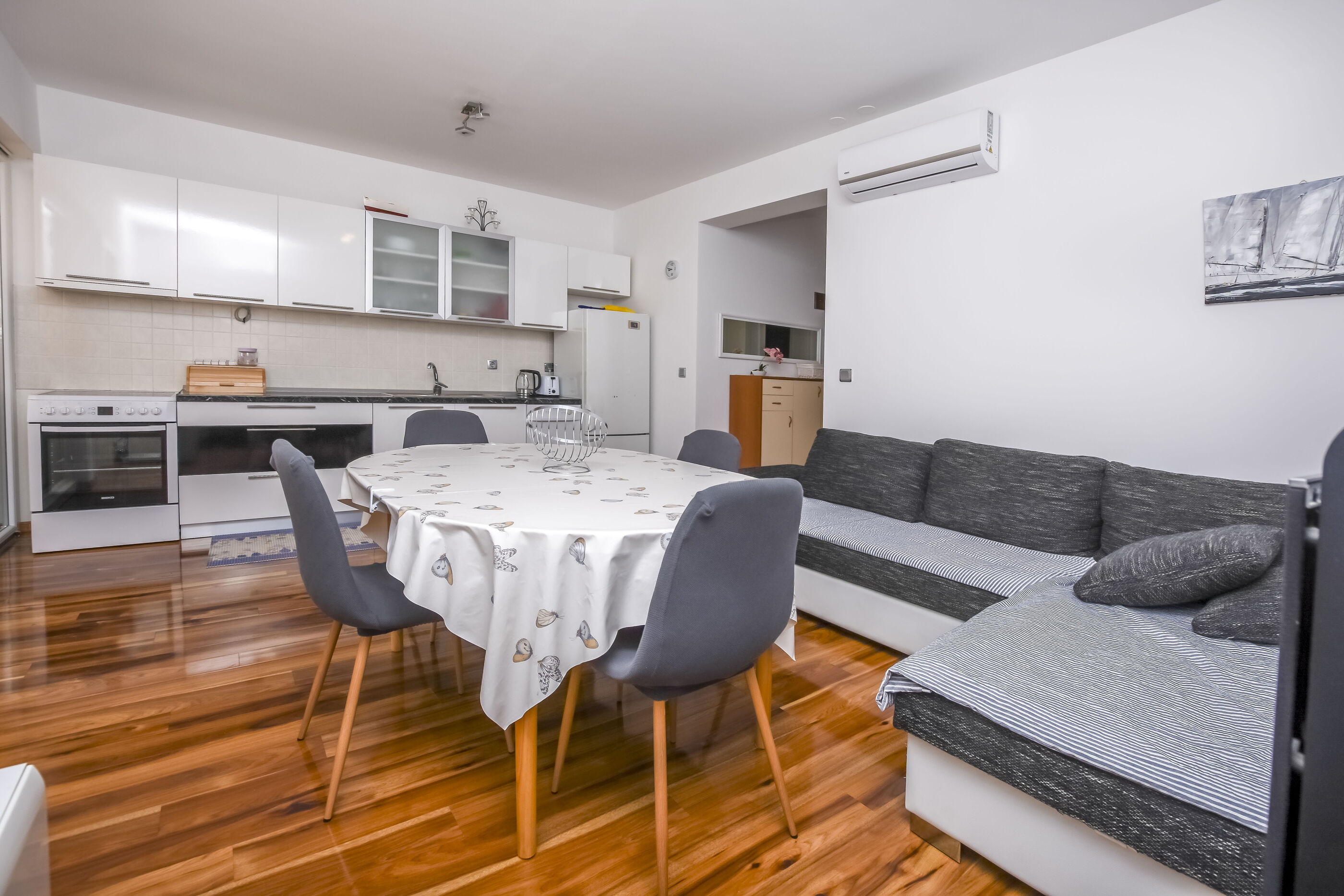 Apartment Slavica 88941-A1