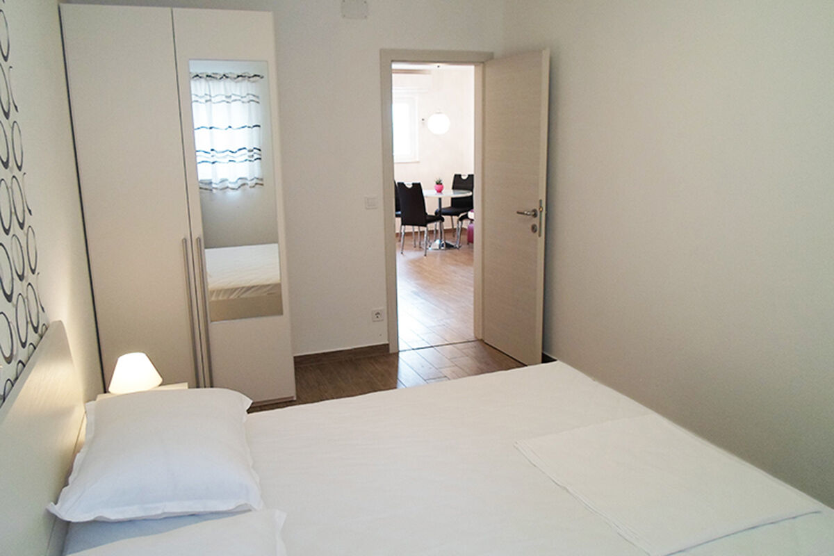 Apartments Anita 76991-A4