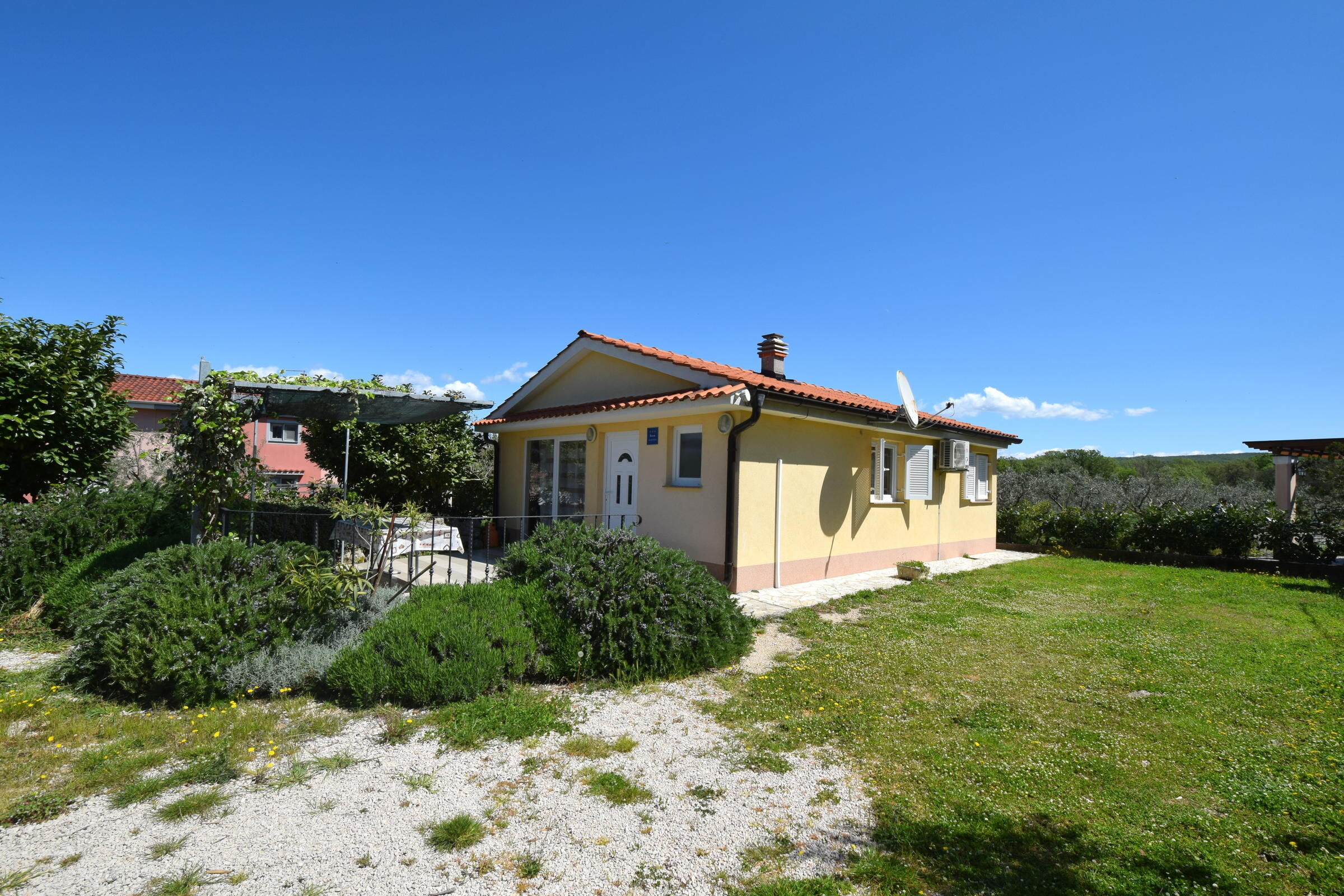 House Pere 94065-A1