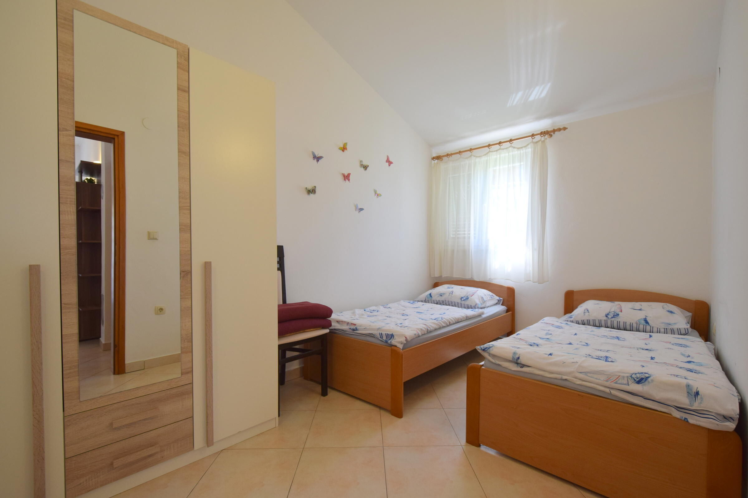 House Pere 94065-A1