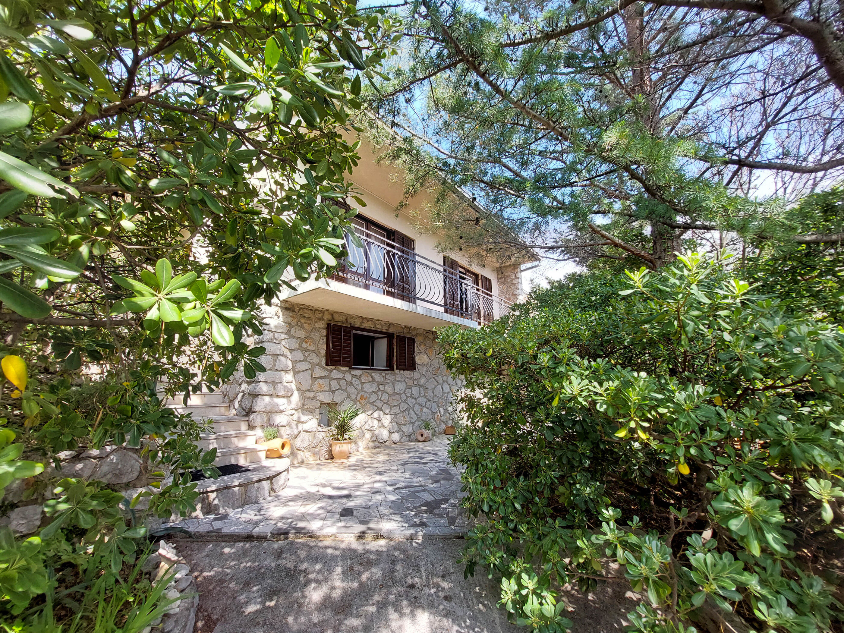 Apartments Vida 94141-A1