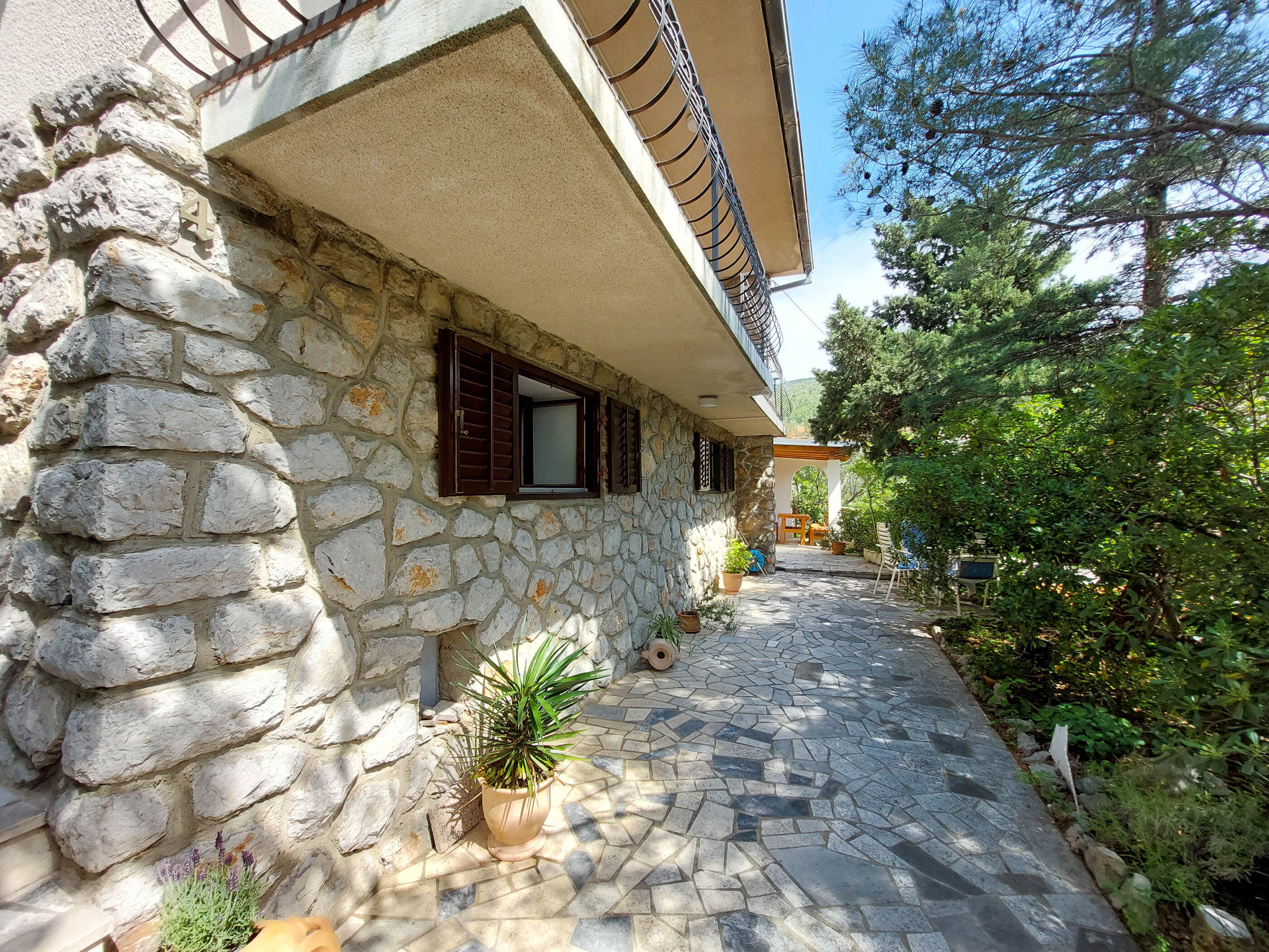 Apartments Vida 94141-A1