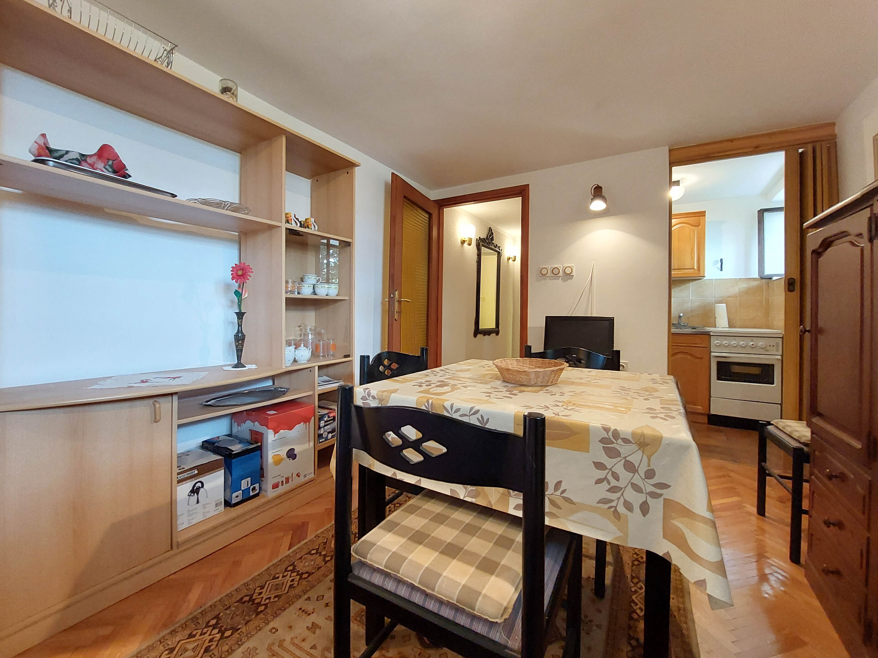 Apartments Vida 94141-A1