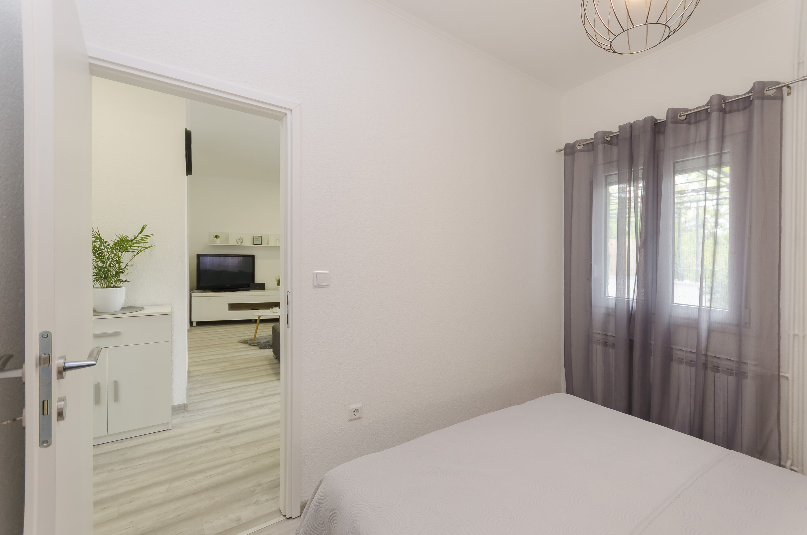 Apartment Maja with Jacuzzi 94371-A1