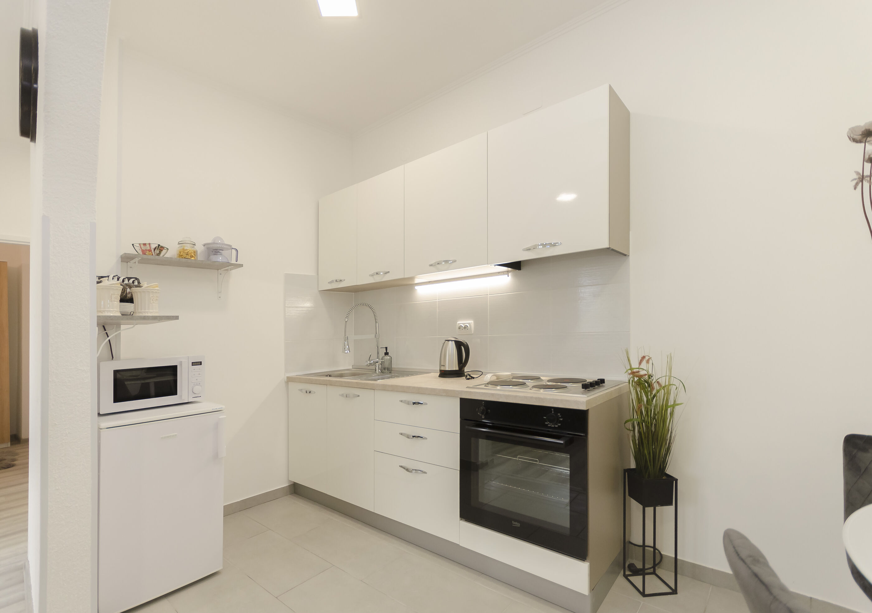 Apartment Maja with Jacuzzi 94371-A1