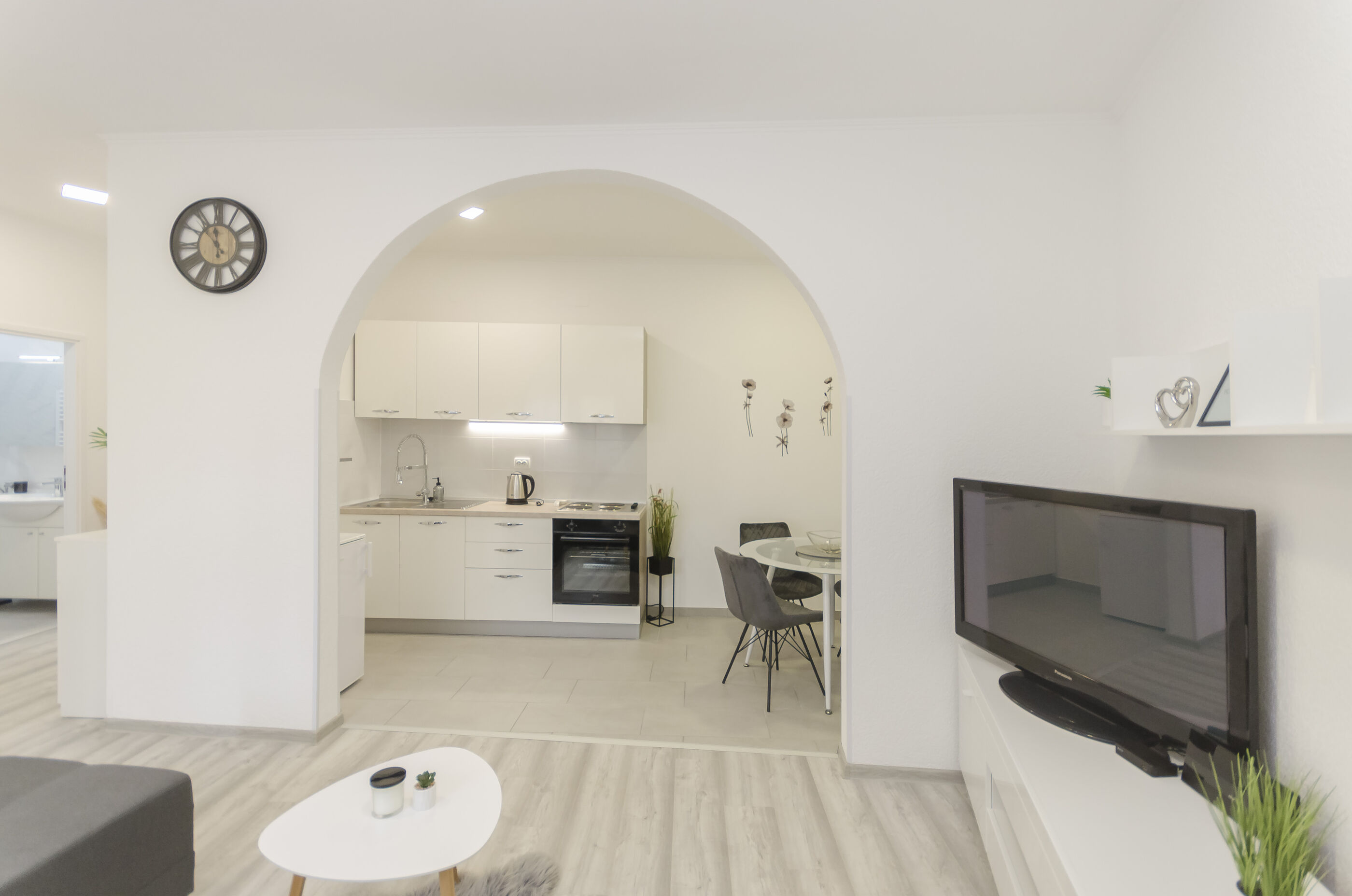 Apartment Maja with Jacuzzi 94371-A1