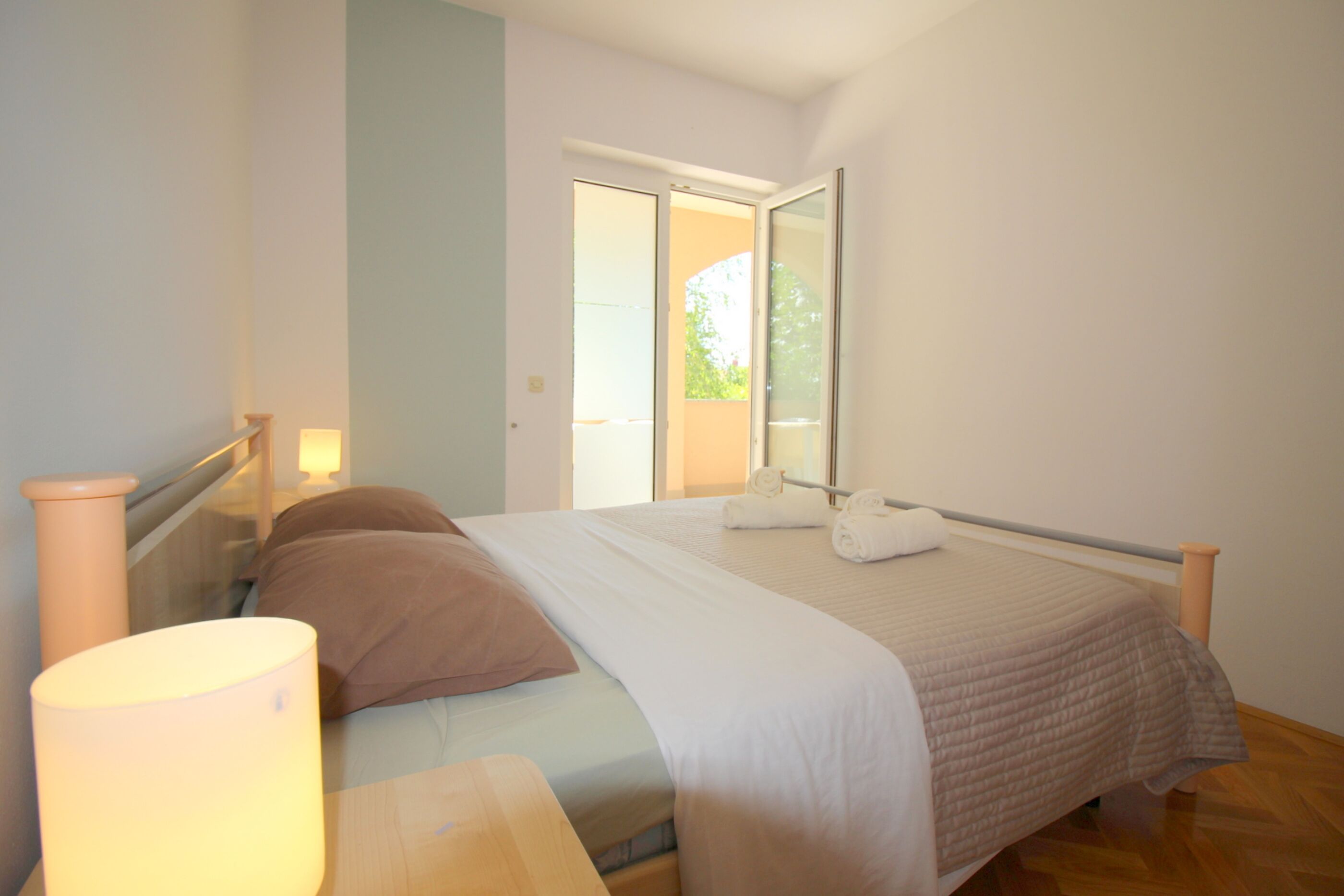 Apartments IKO 16921-A2