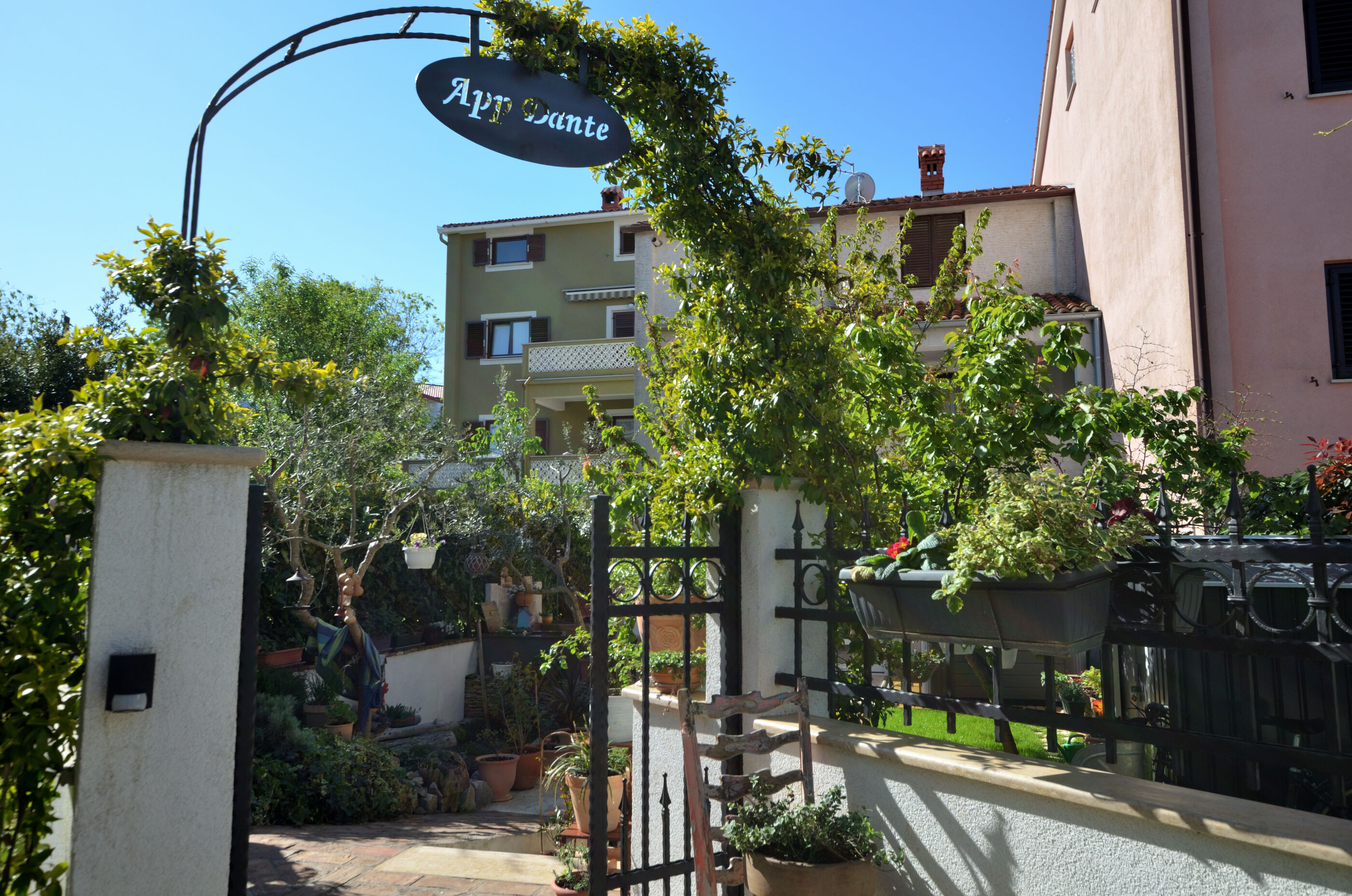 Apartment Dante 63811-A1