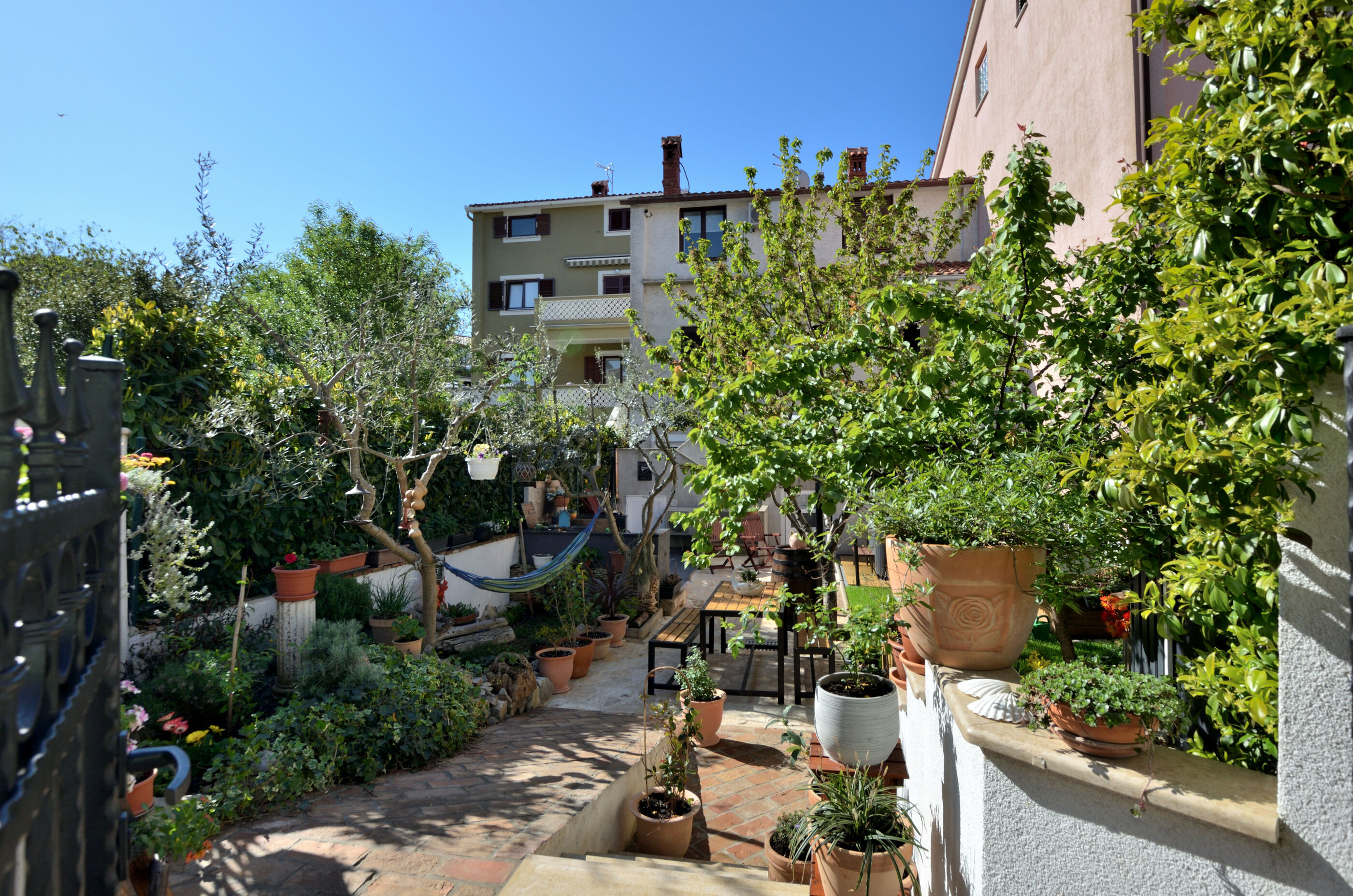 Apartment Dante 63811-A1