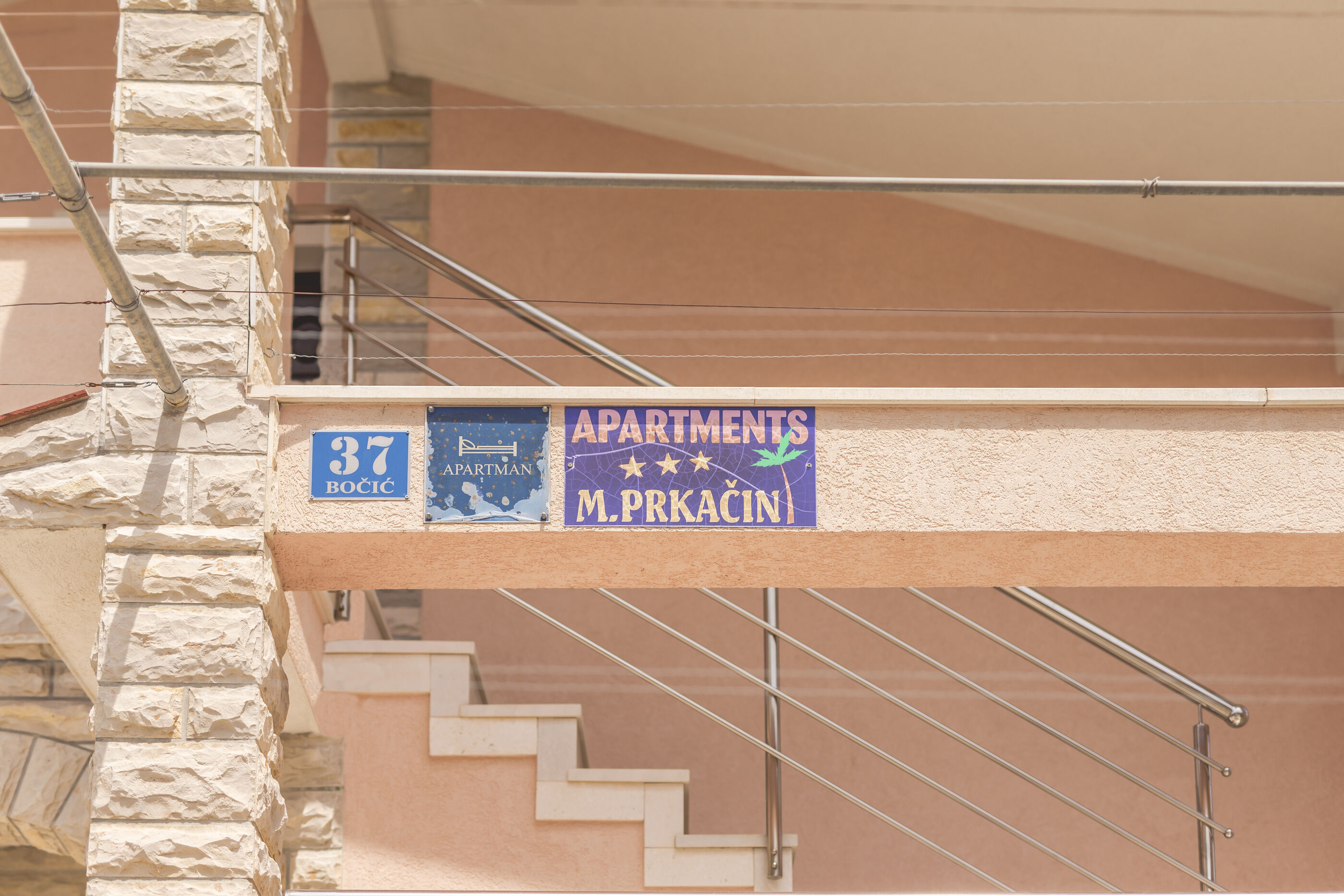 Apartments Prkačin 74161-A1
