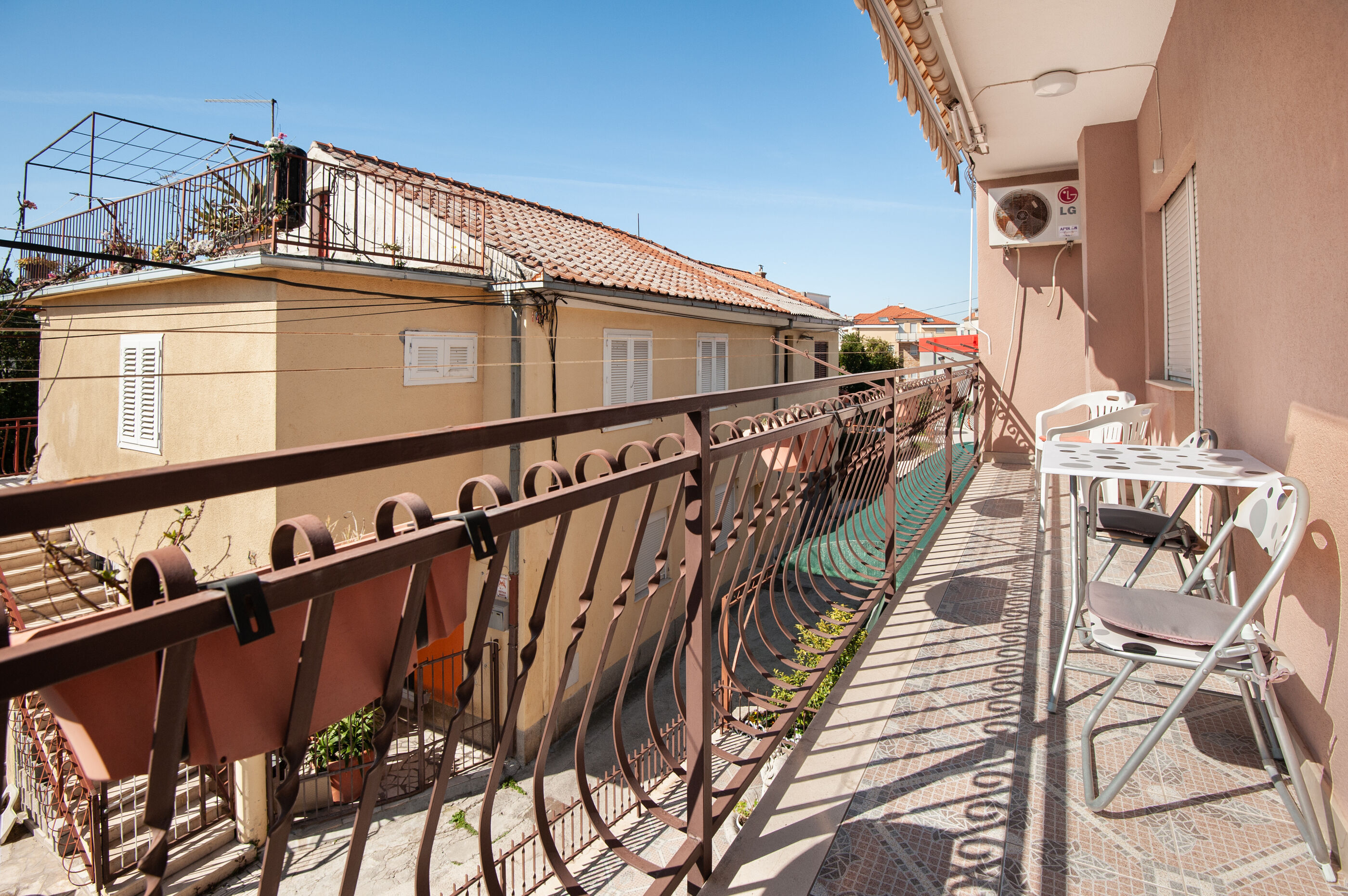 Apartments Milica 81401-A1