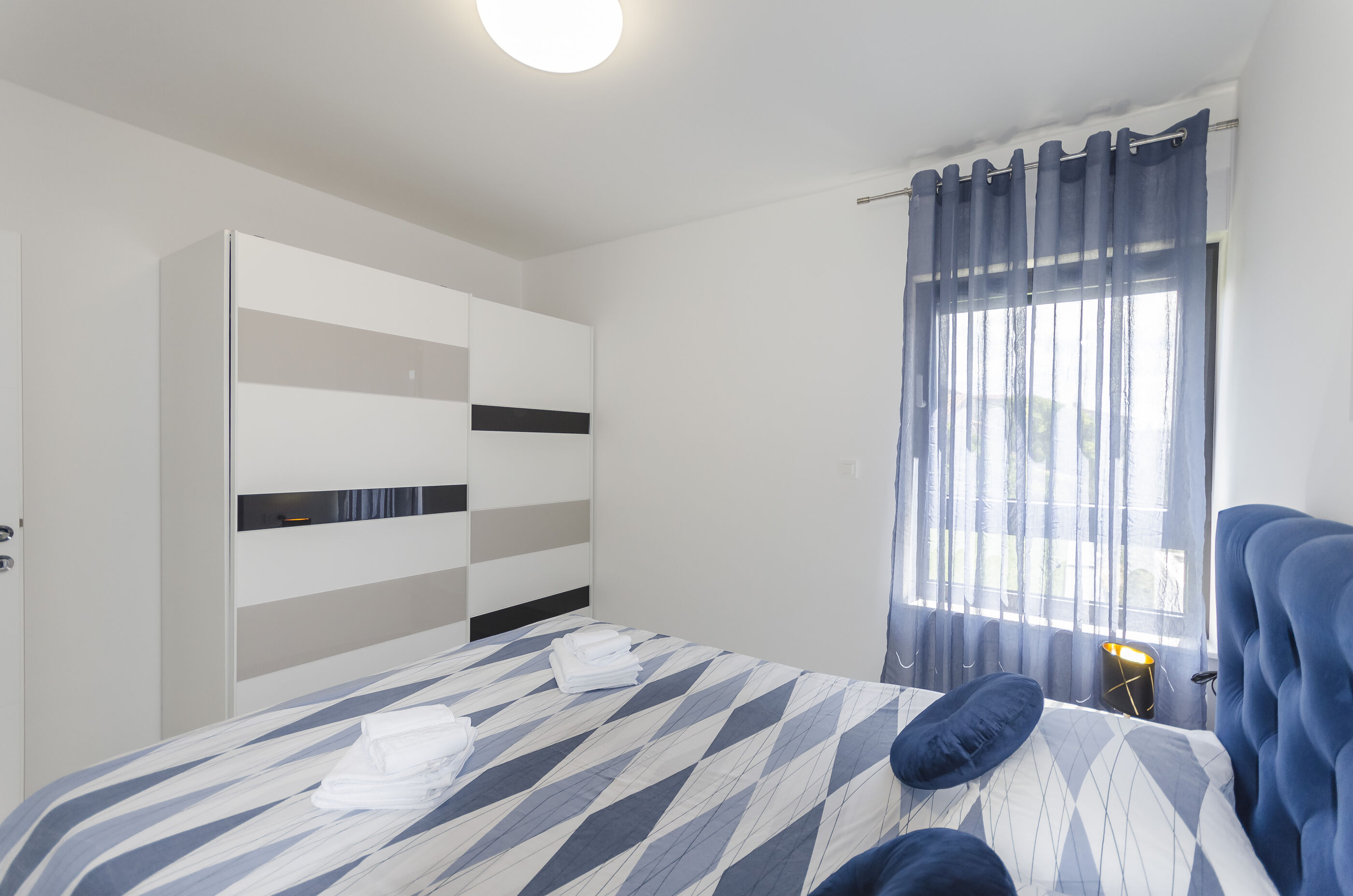 Apartments Ella 94481-A1