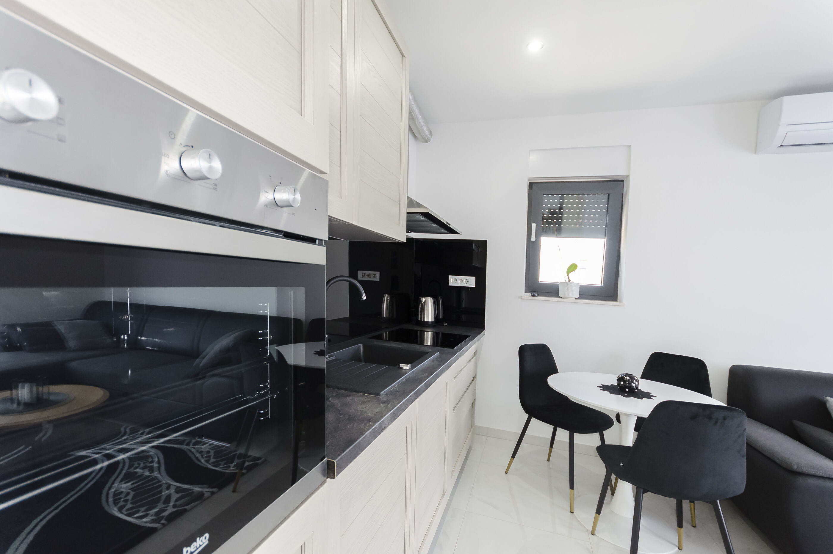 Apartments Ella 94481-A1
