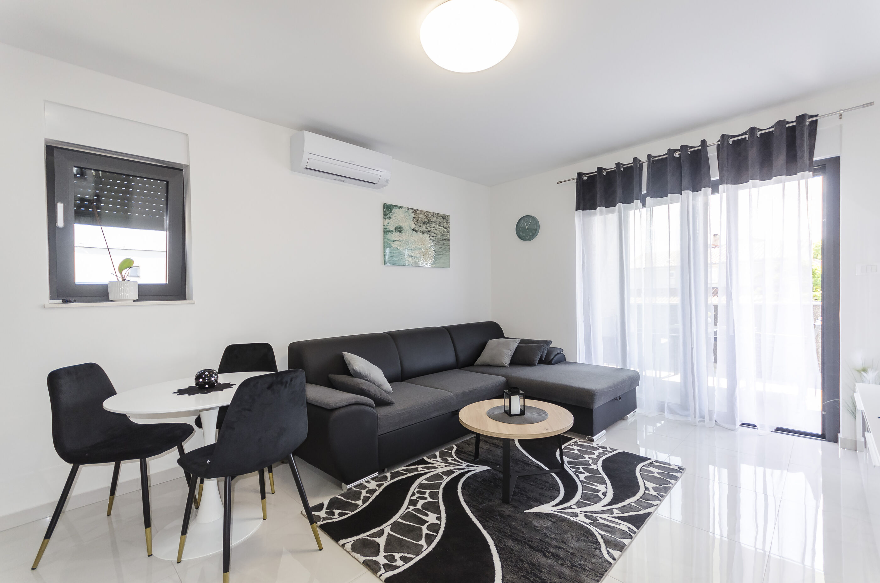 Apartments Ella 94481-A1
