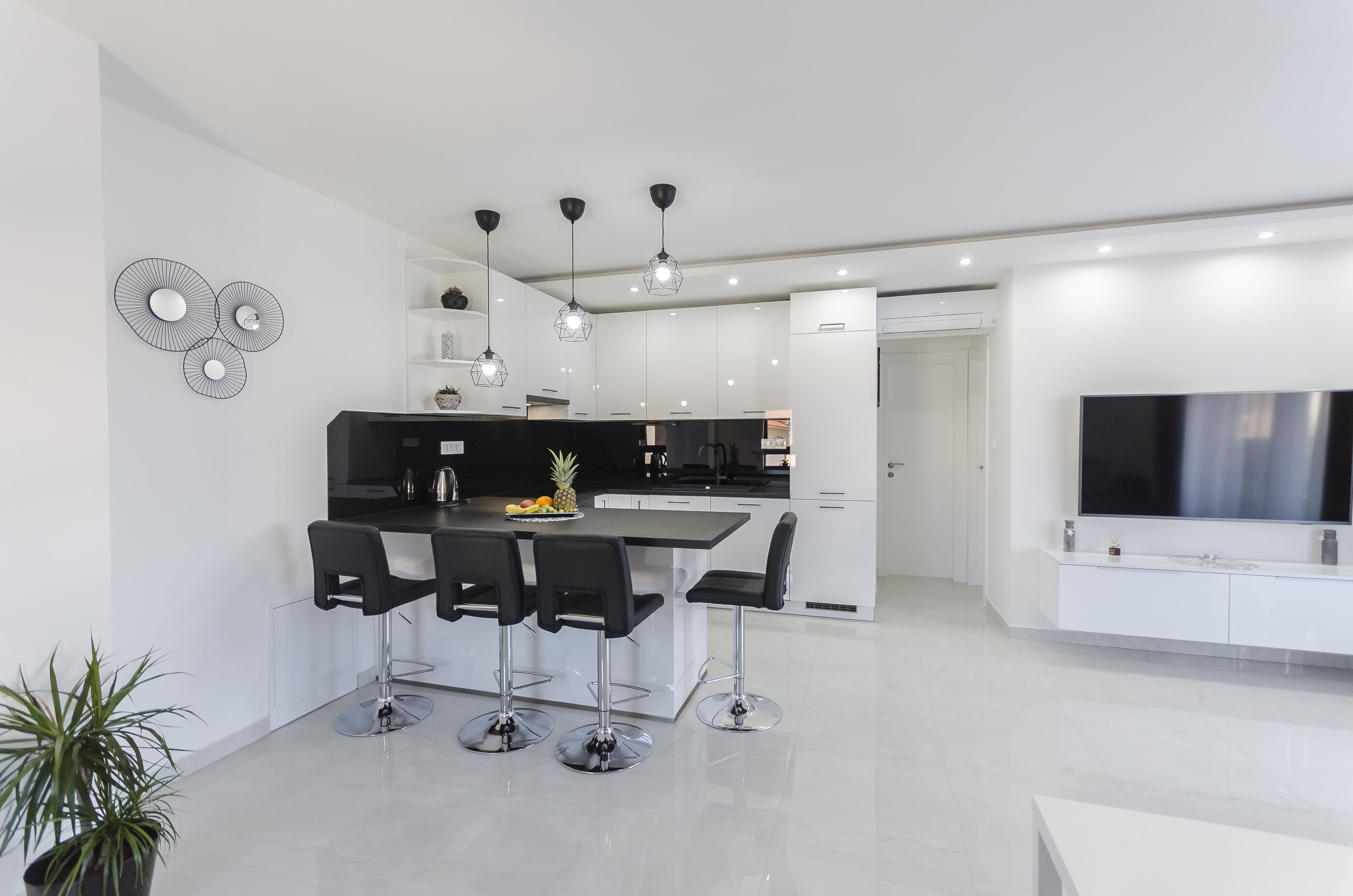 Apartments Ella 94481-A2
