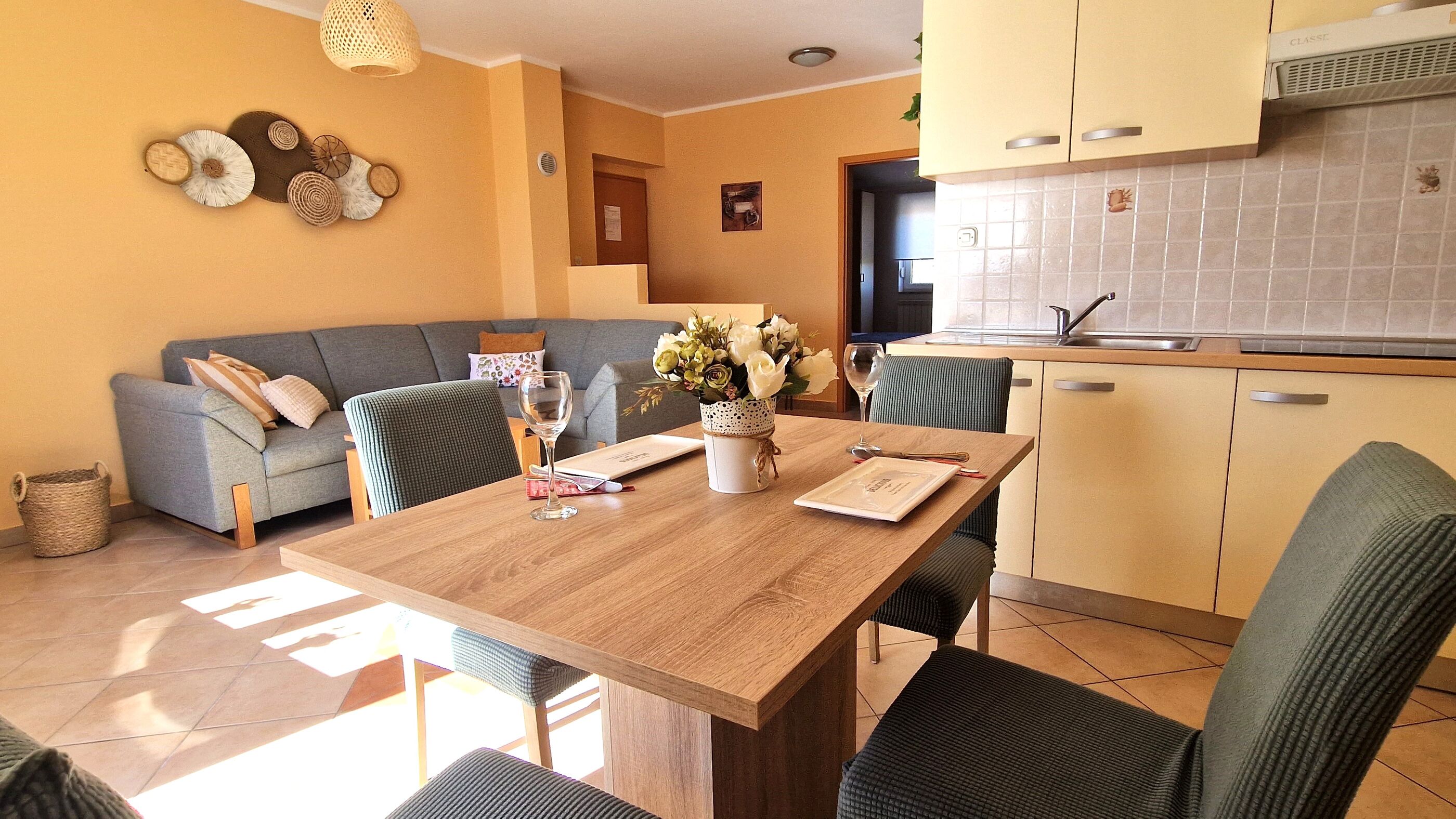 Apartments Ivan 15781-A1