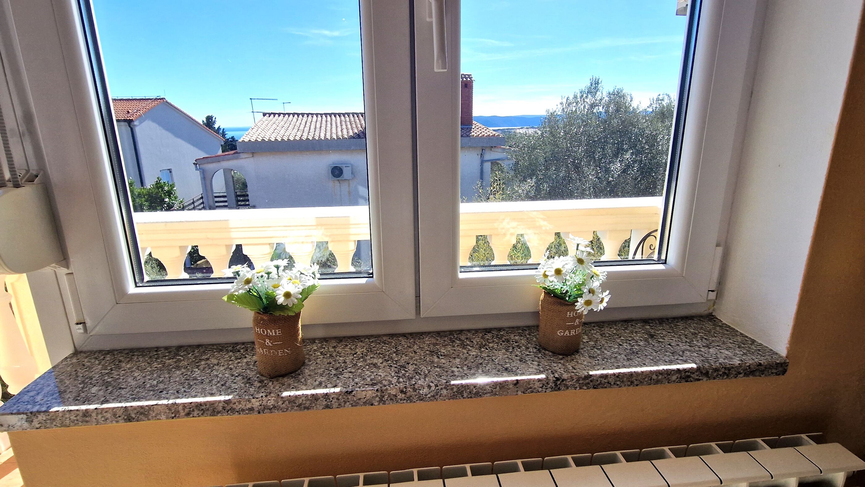 Apartments Ivan 15781-A1