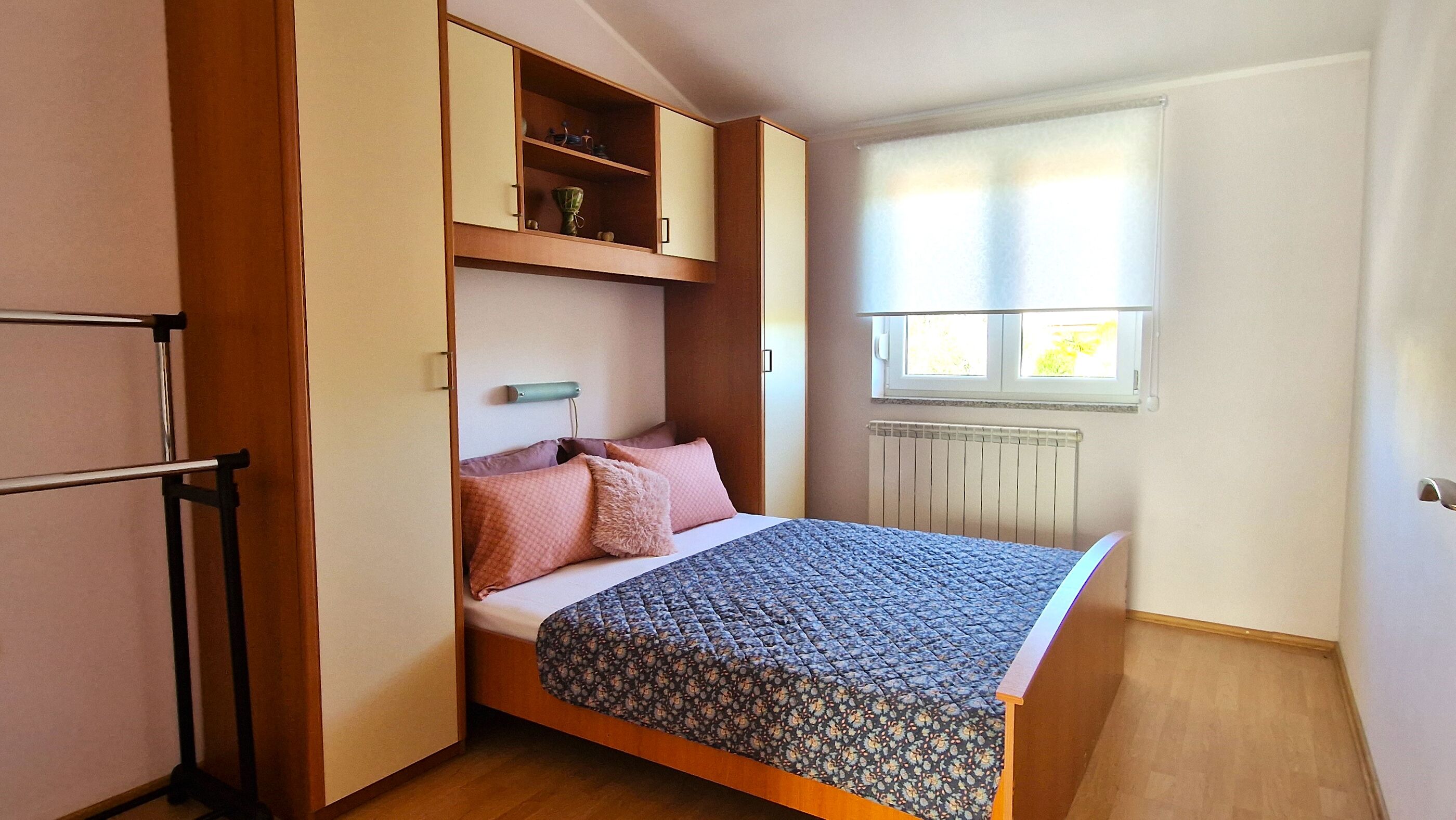 Apartments Ivan 15781-A1