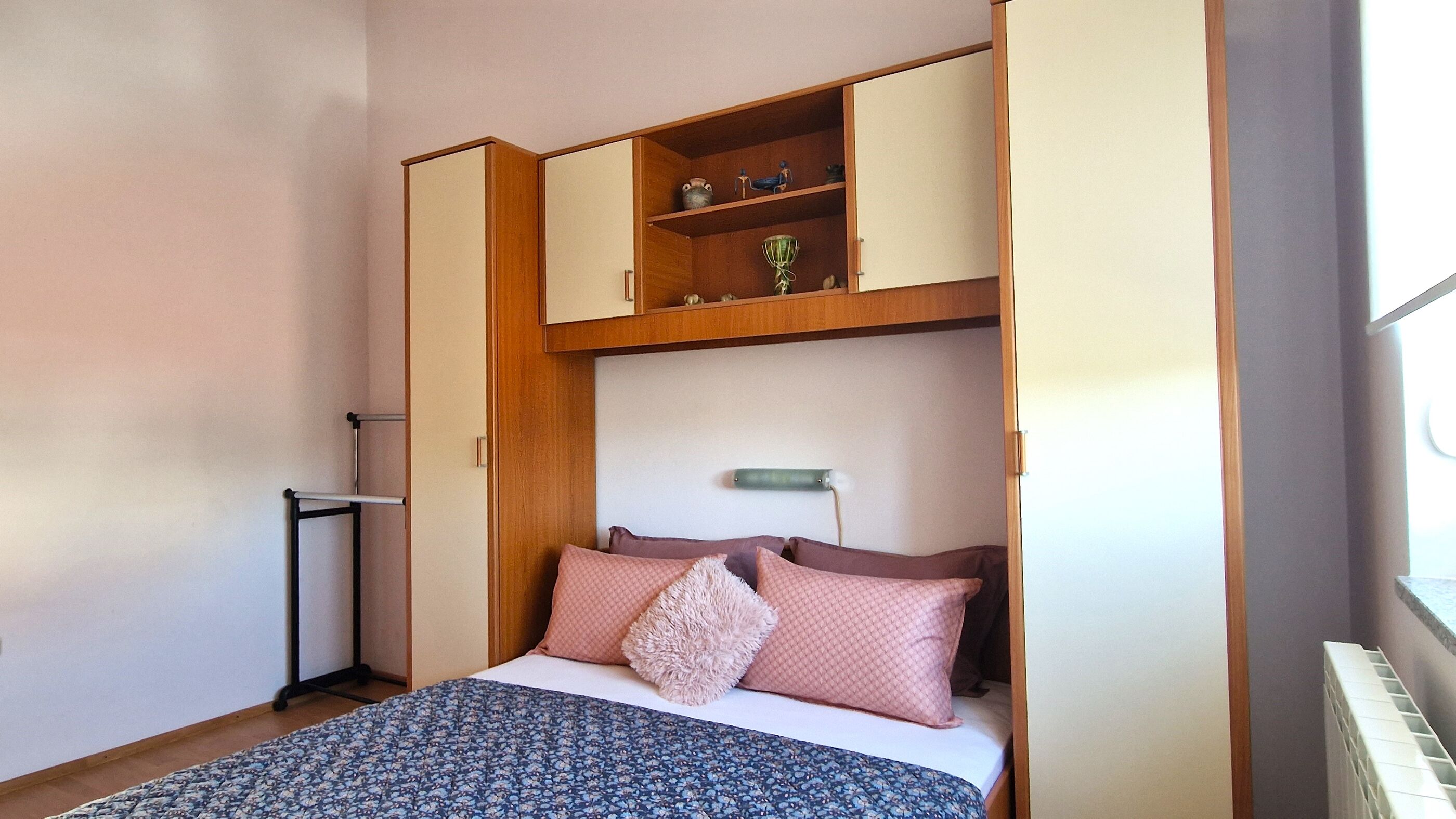 Apartments Ivan 15781-A1