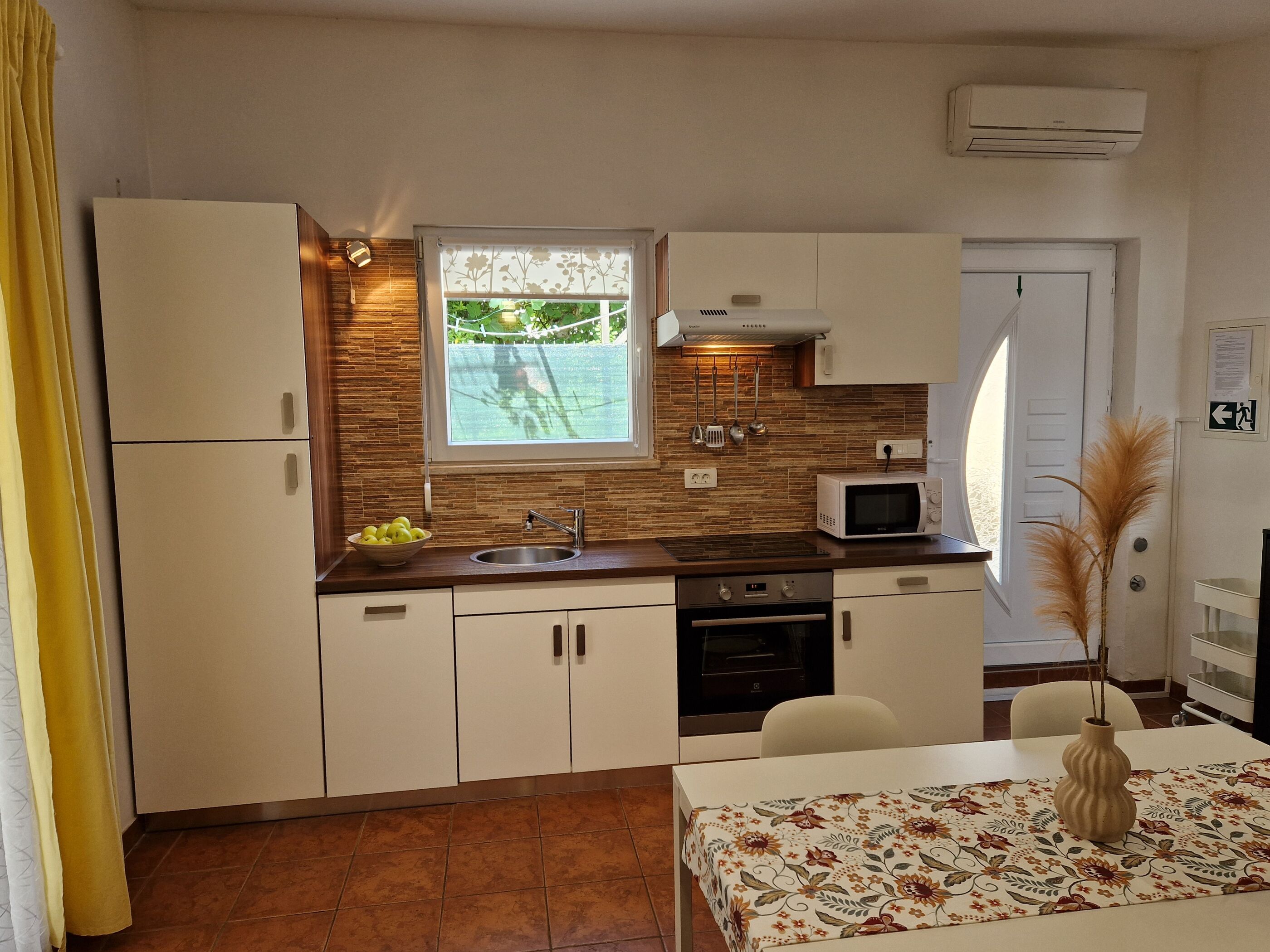 House Petra 1 94291-K1