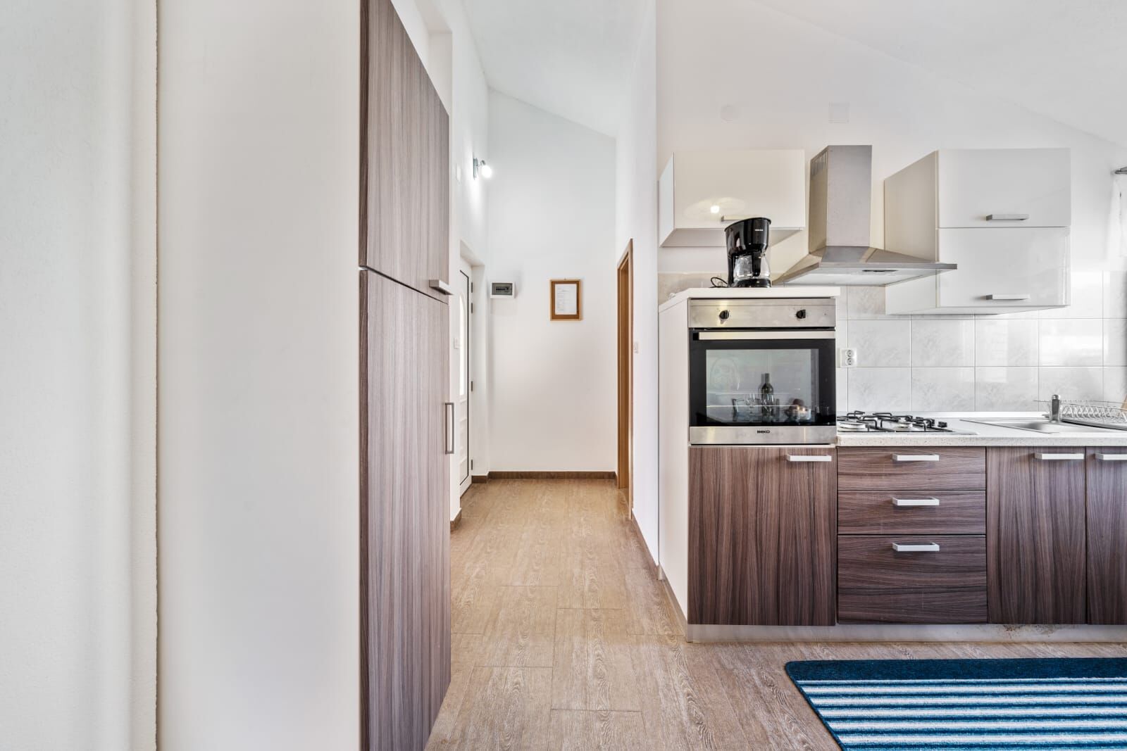 House Jakov 94531-K1