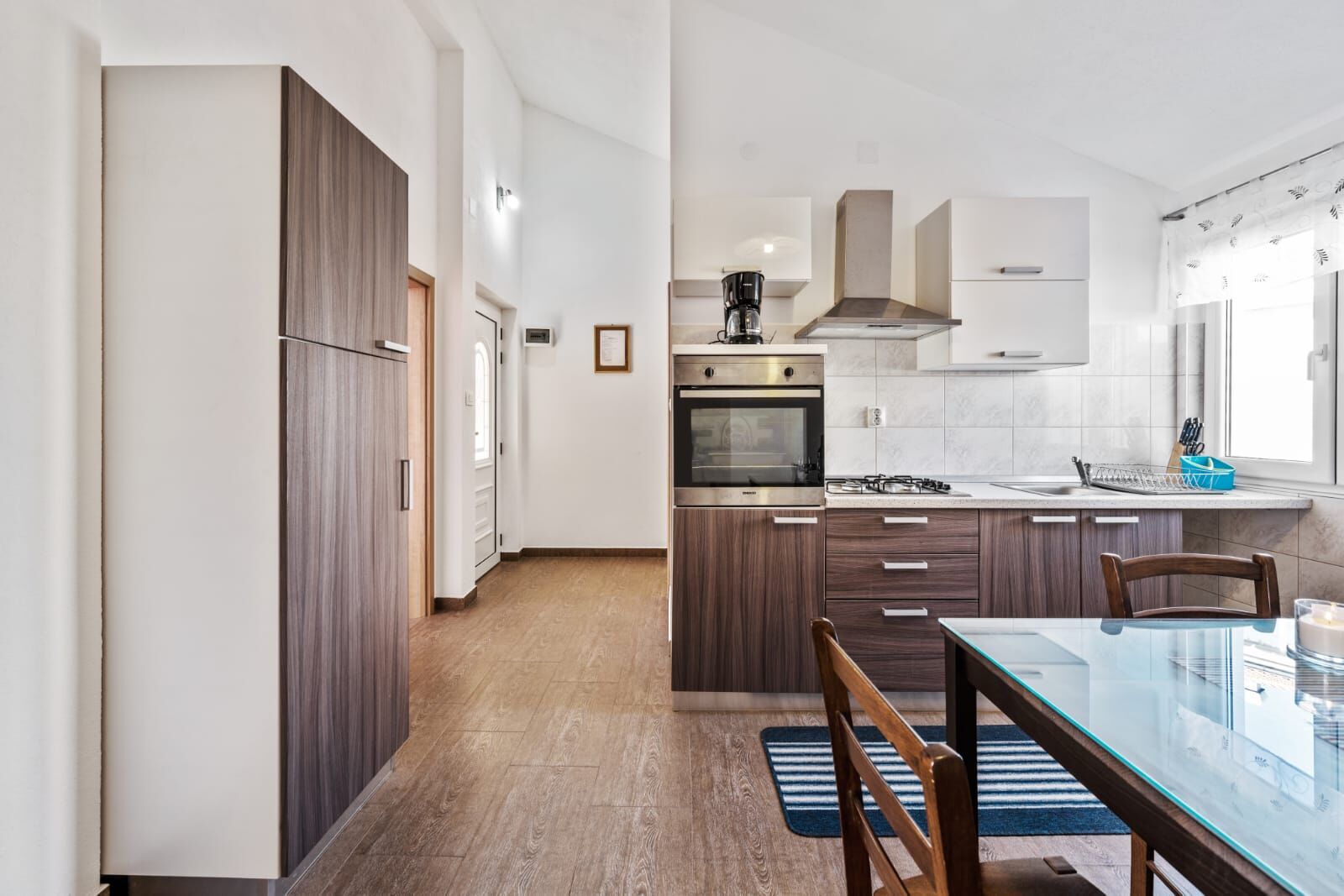 House Jakov 94531-K1