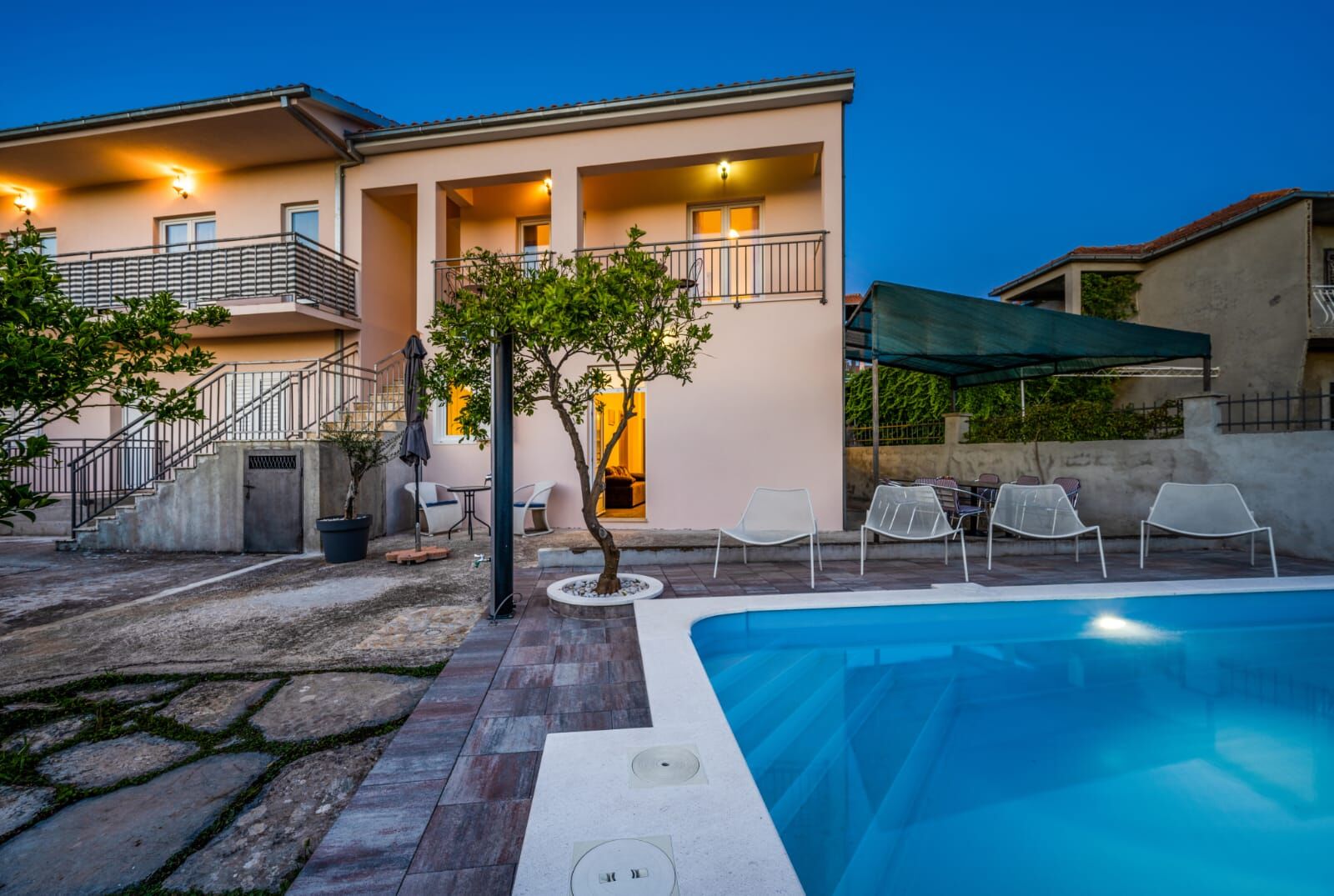House Jakov 94531-K1