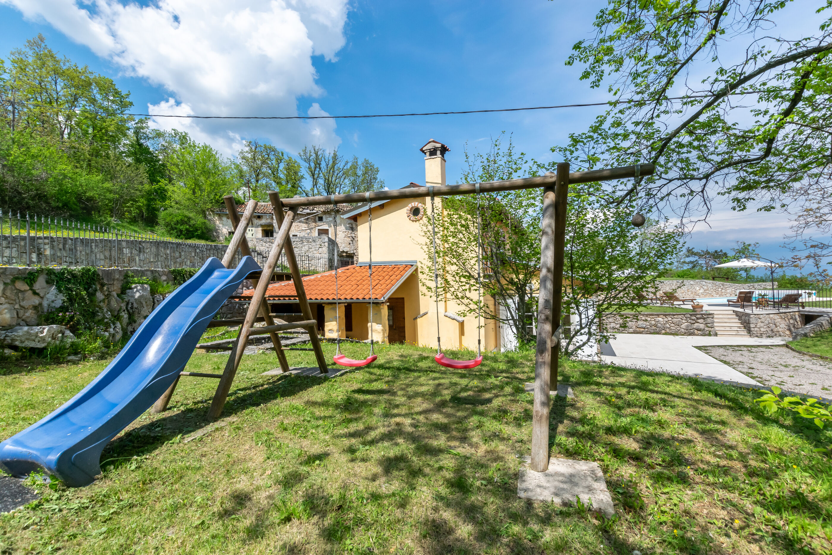House Rada i  Stanisav 91502-K1