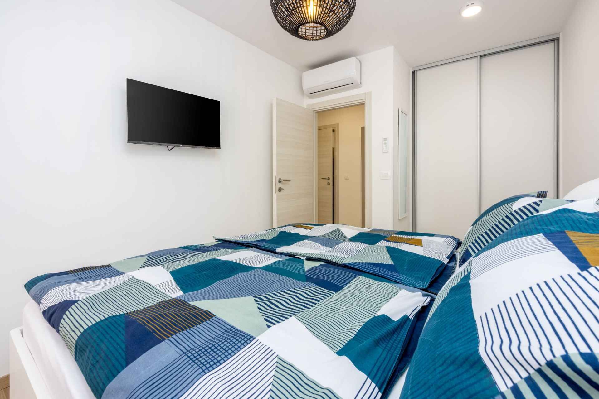 House Viktoria 94392-K1