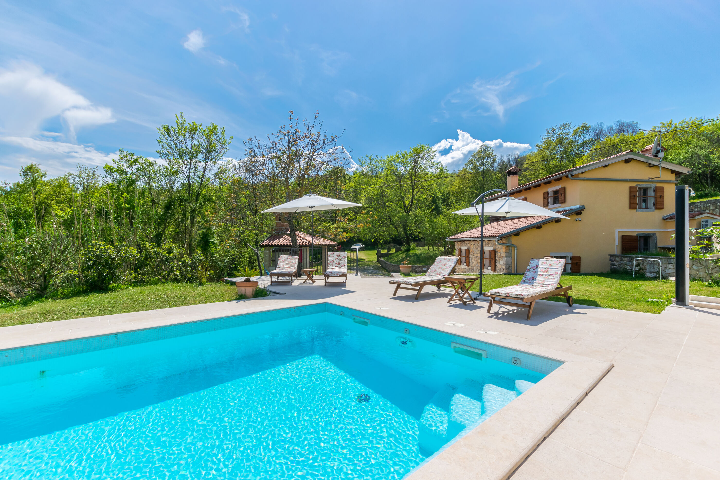 House Rada i  Stanisav 91502-K1