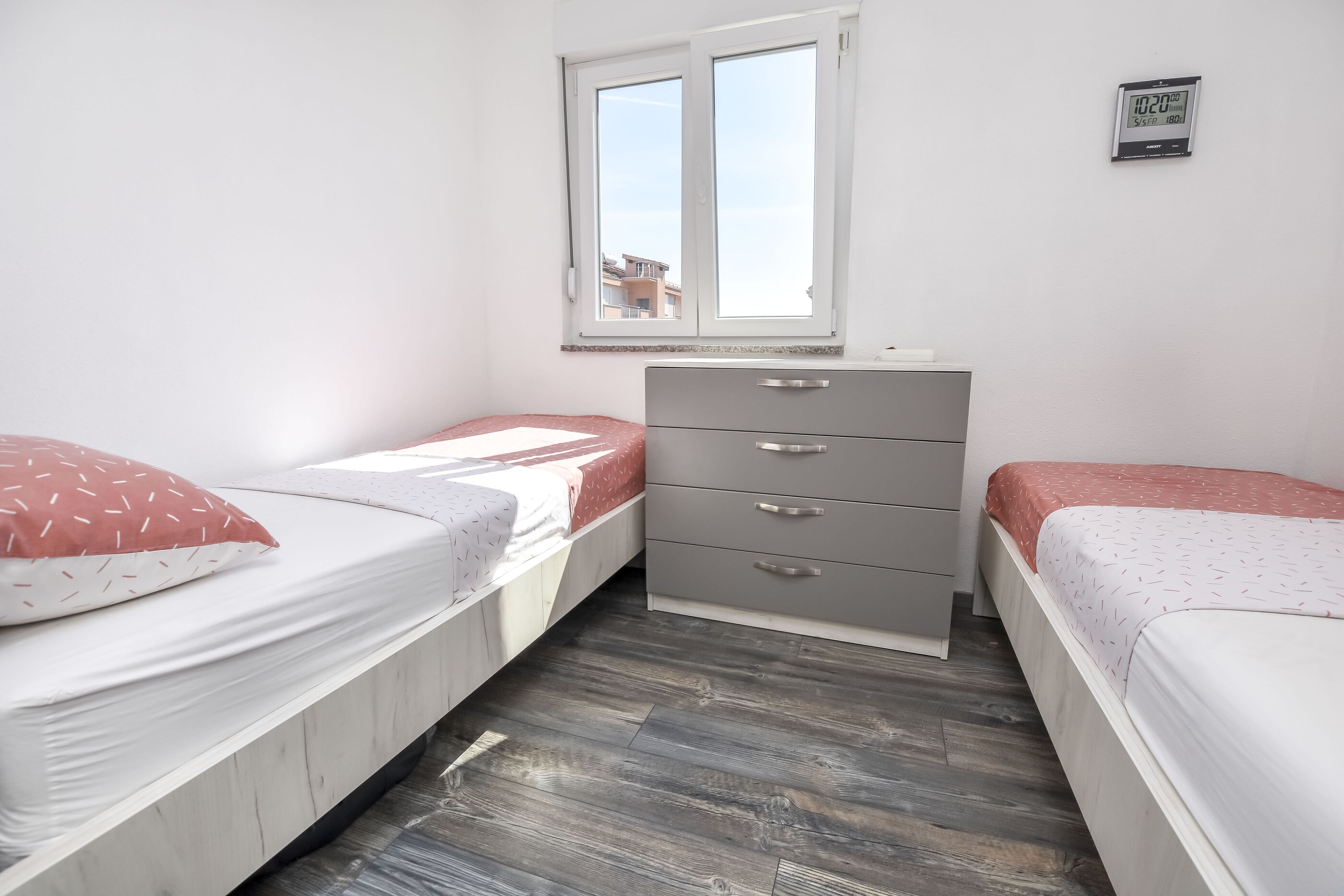 Apartments Juro 81781-A4