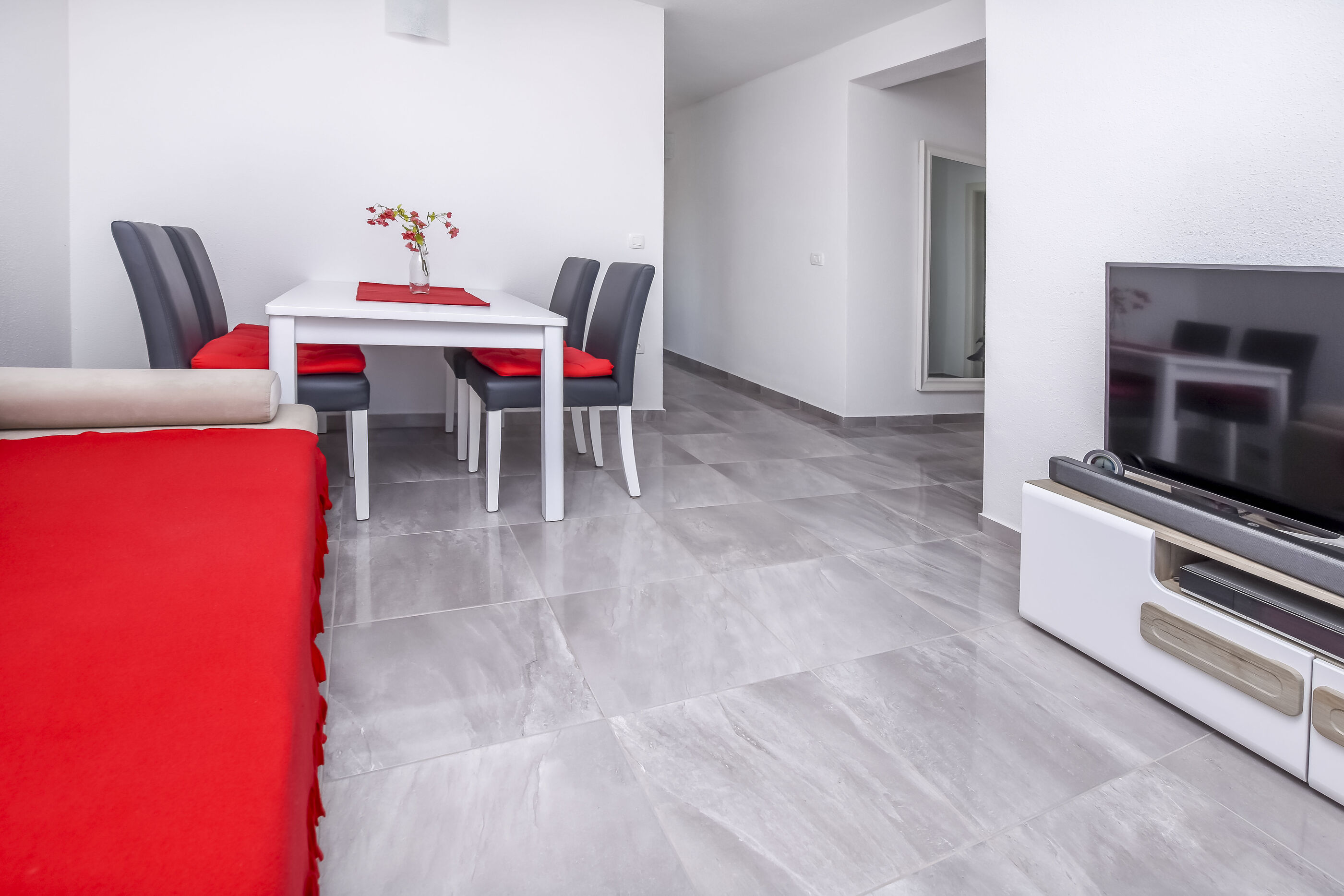 Apartments Juro 81781-A4