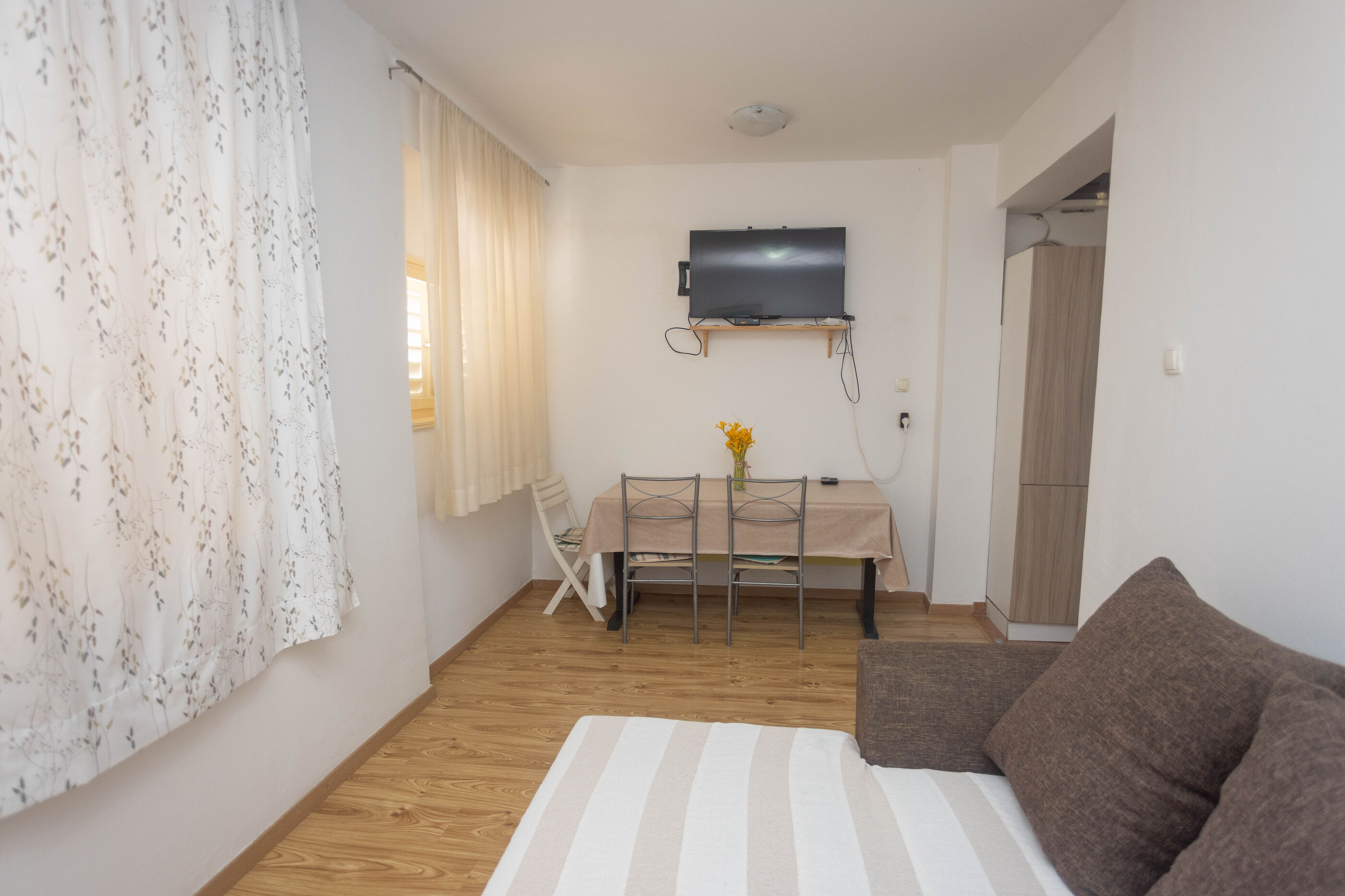 Apartments Near Hangar beach 26291-A1