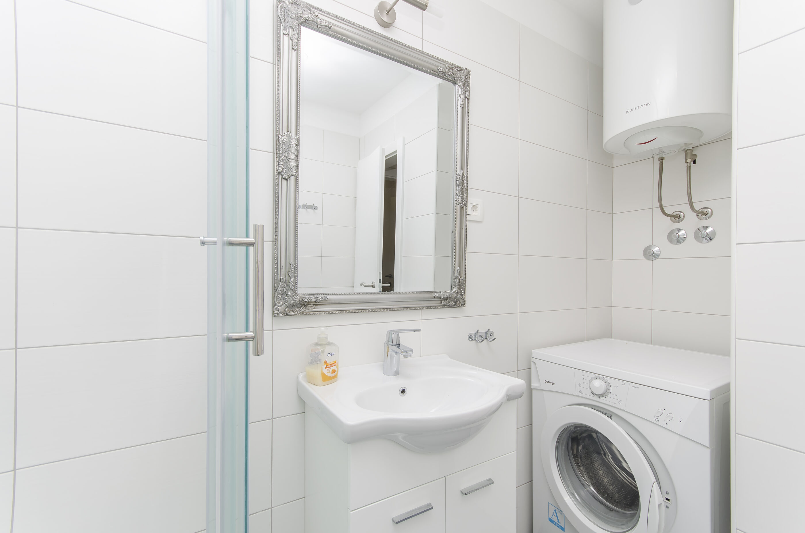 Apartment Oblutak 94541-A1