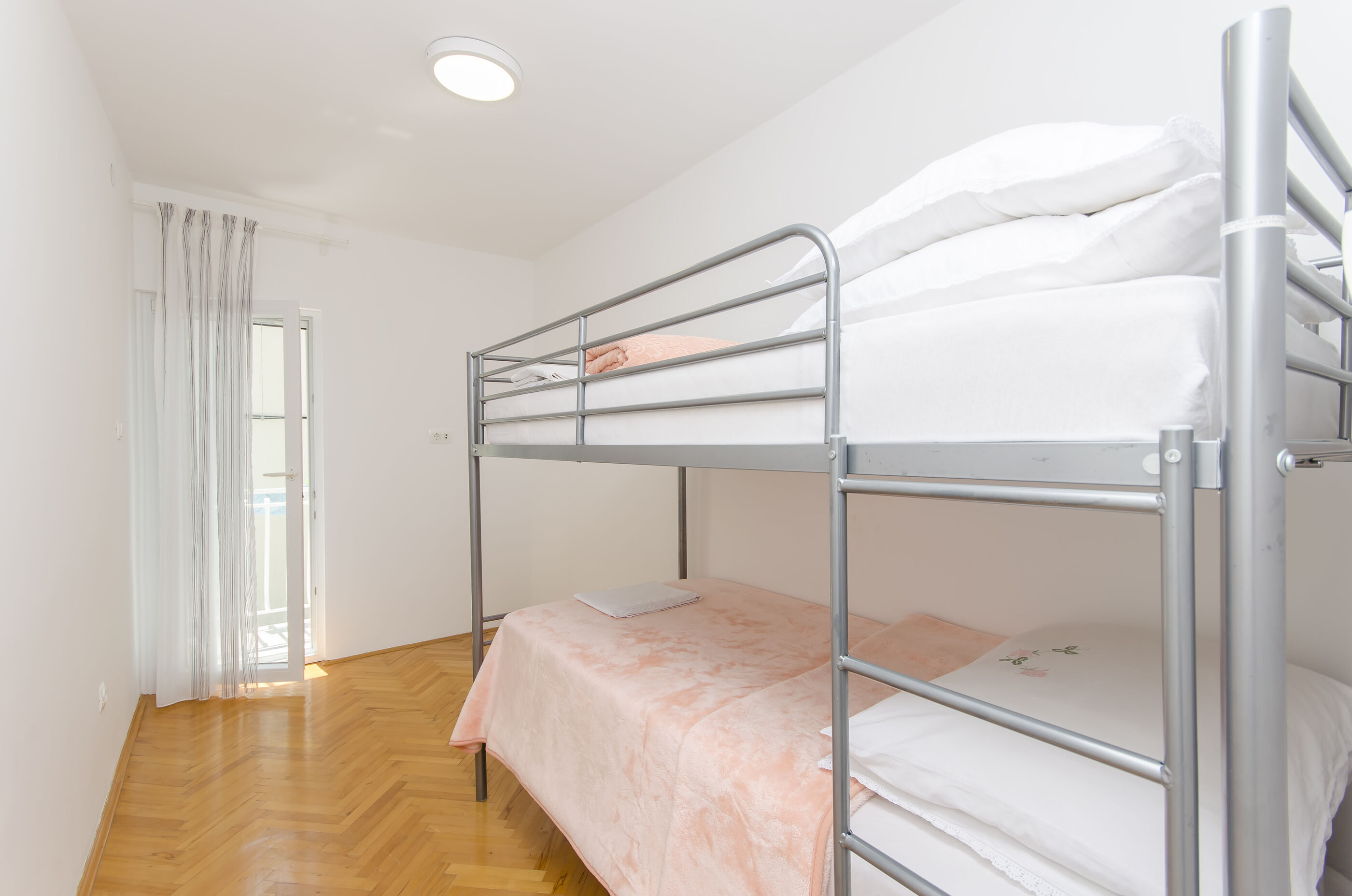 Apartment Oblutak 94541-A1